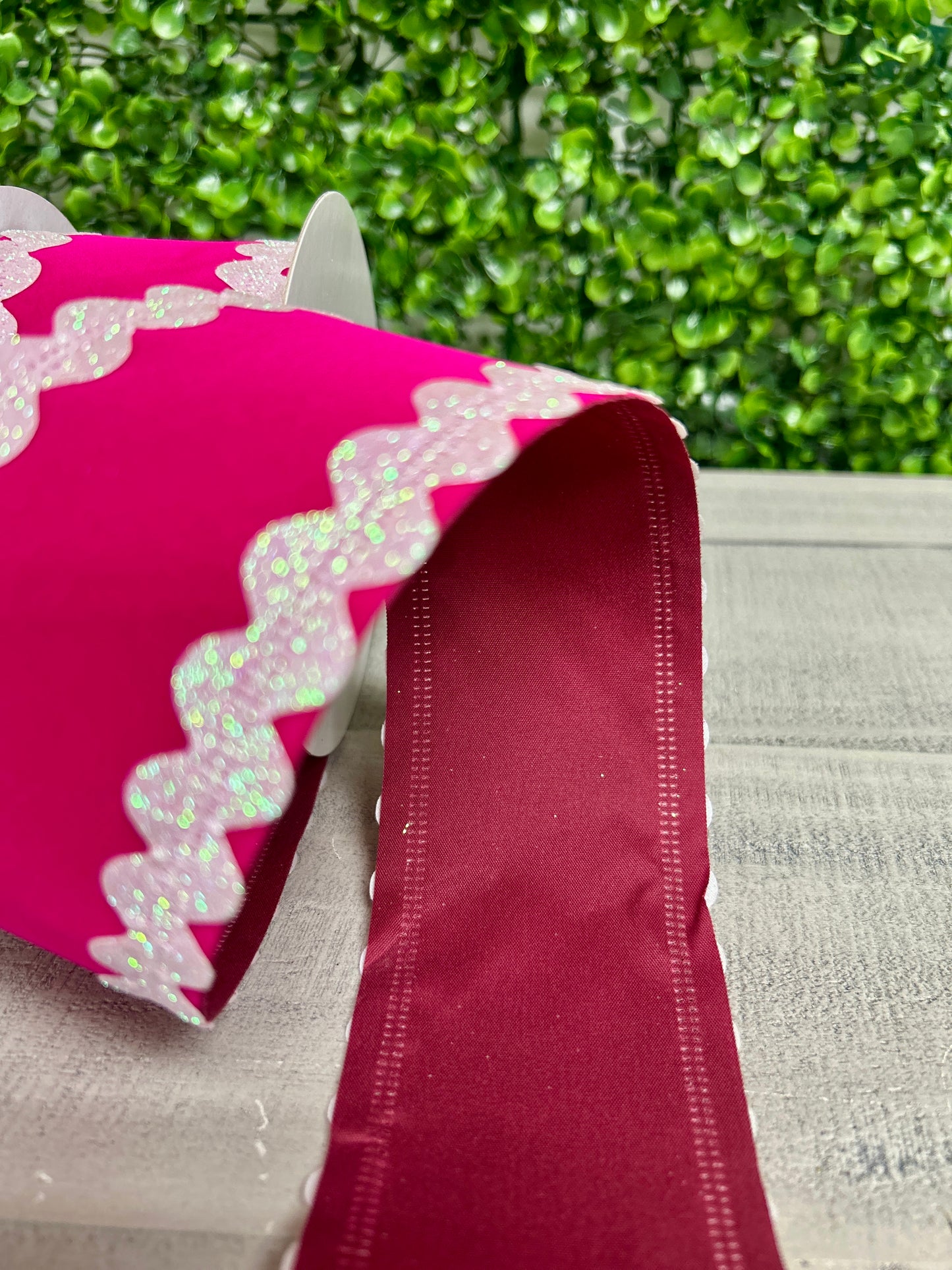 2.5 Inch By 10 Yard Fuchsia Velvet With White Iridescent Ric Rac Edge Ribbon