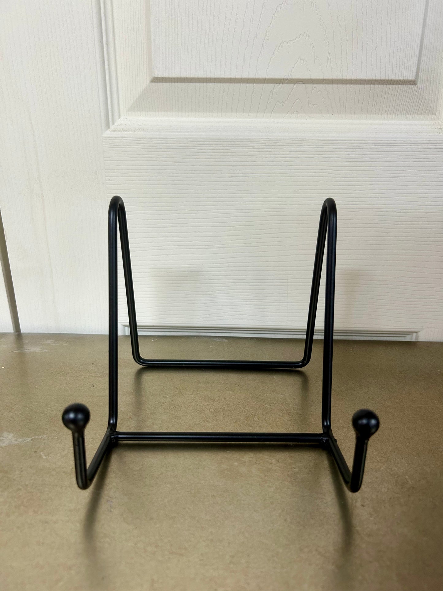 Black Metal Wide Triangle Display Easel Three Sizes