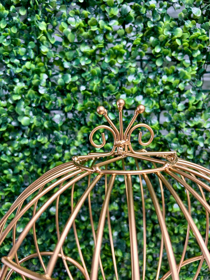15.5 Inch Gold Wire Pumpkin Coach