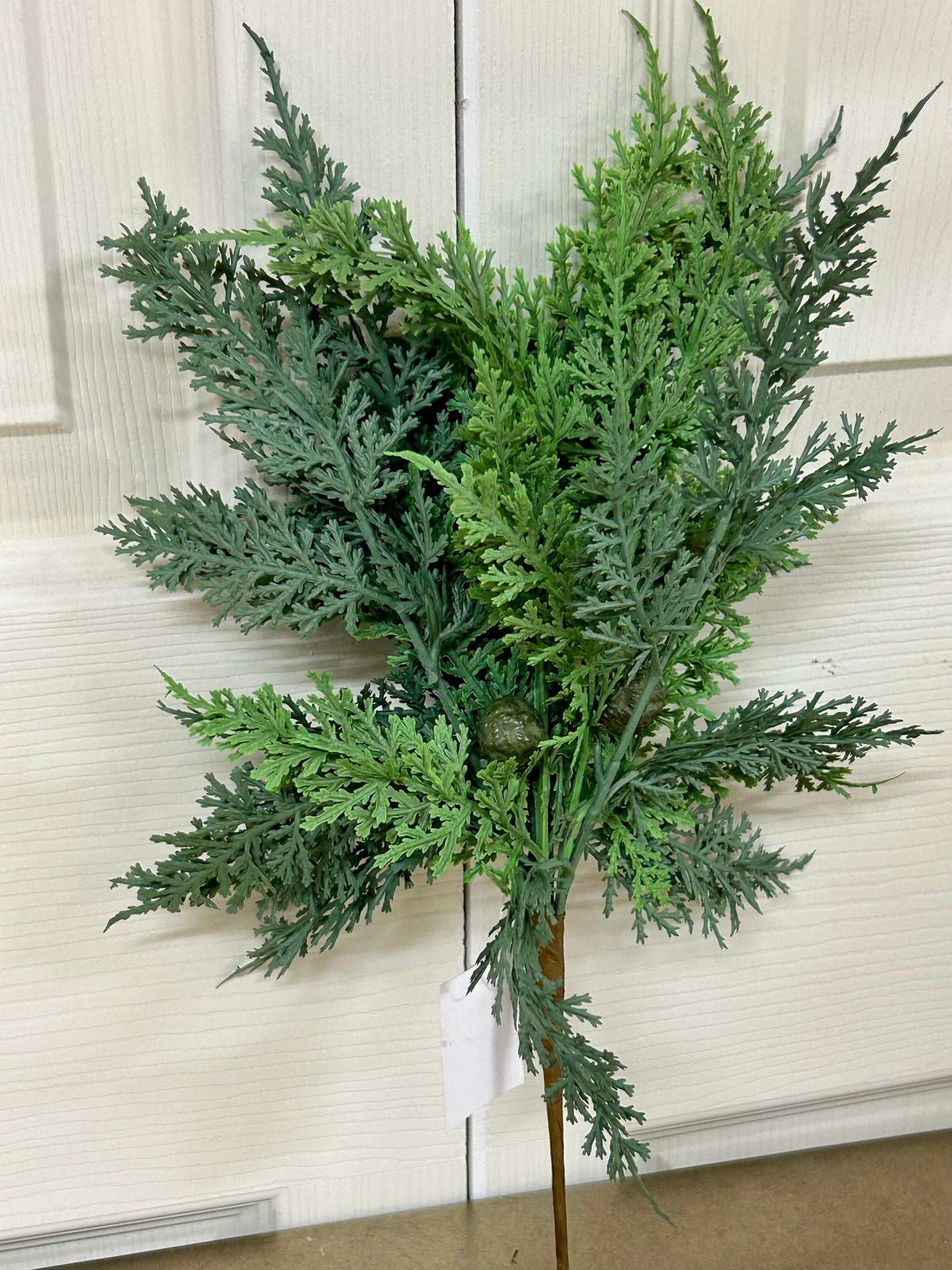 13 Inch Green Soft Cedar Pick