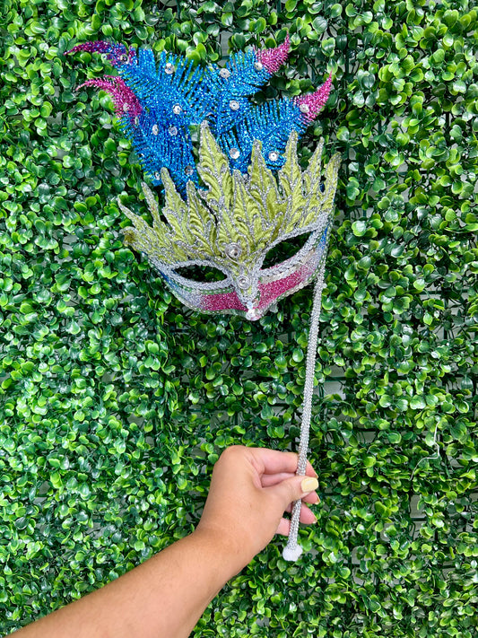 19 Inch Mardi Gras Mask Pick