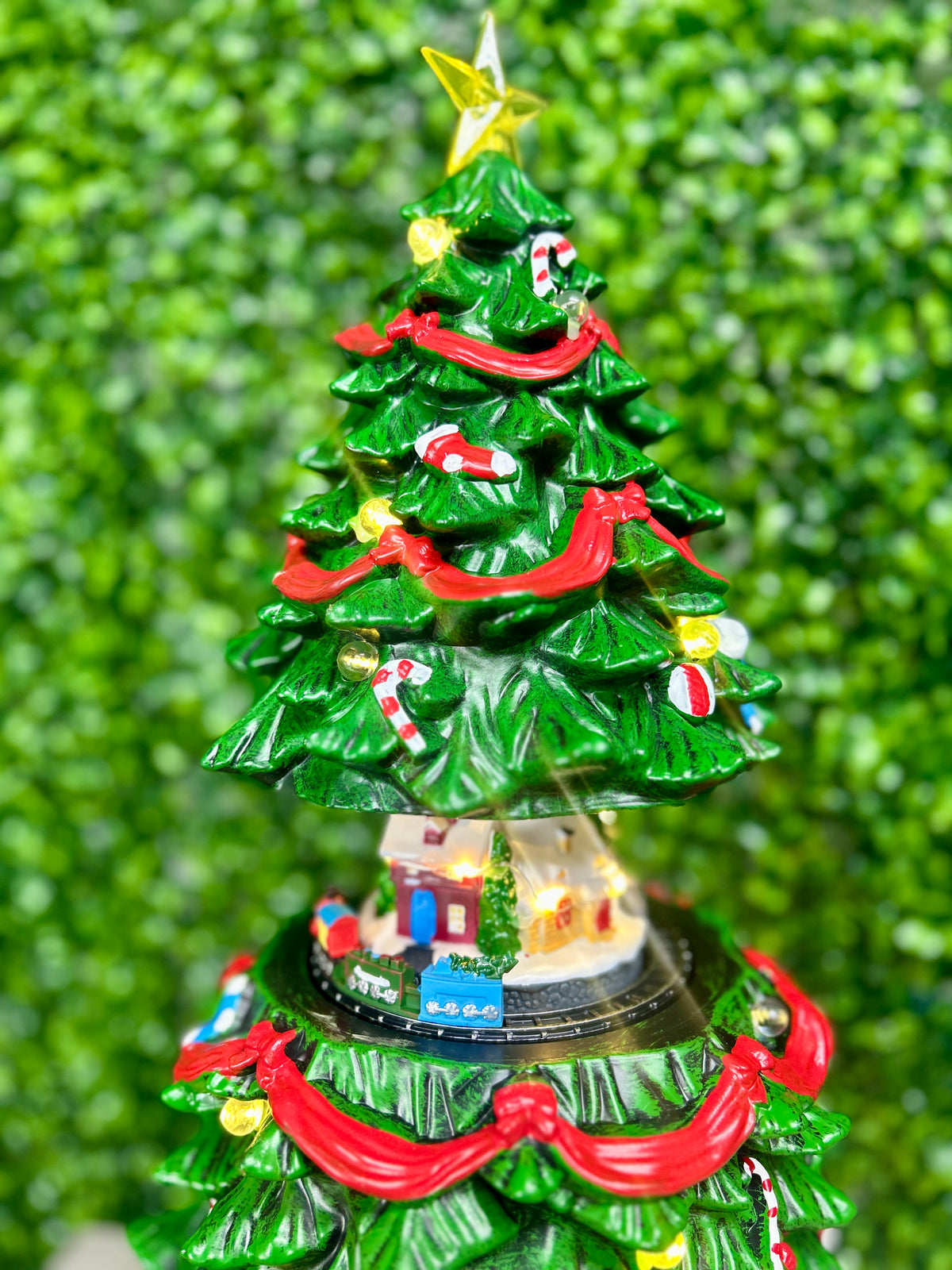 17.91 Inch Musical Village Christmas Tree Light With Moving Scene