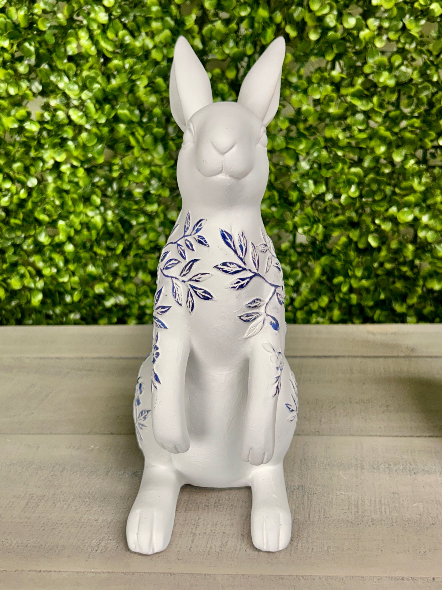 10 Inch Blue And White Flower Patterned Resin Bunny Two Styles