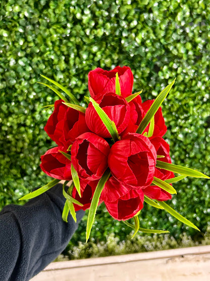 19 Inch Red Tulip Bush