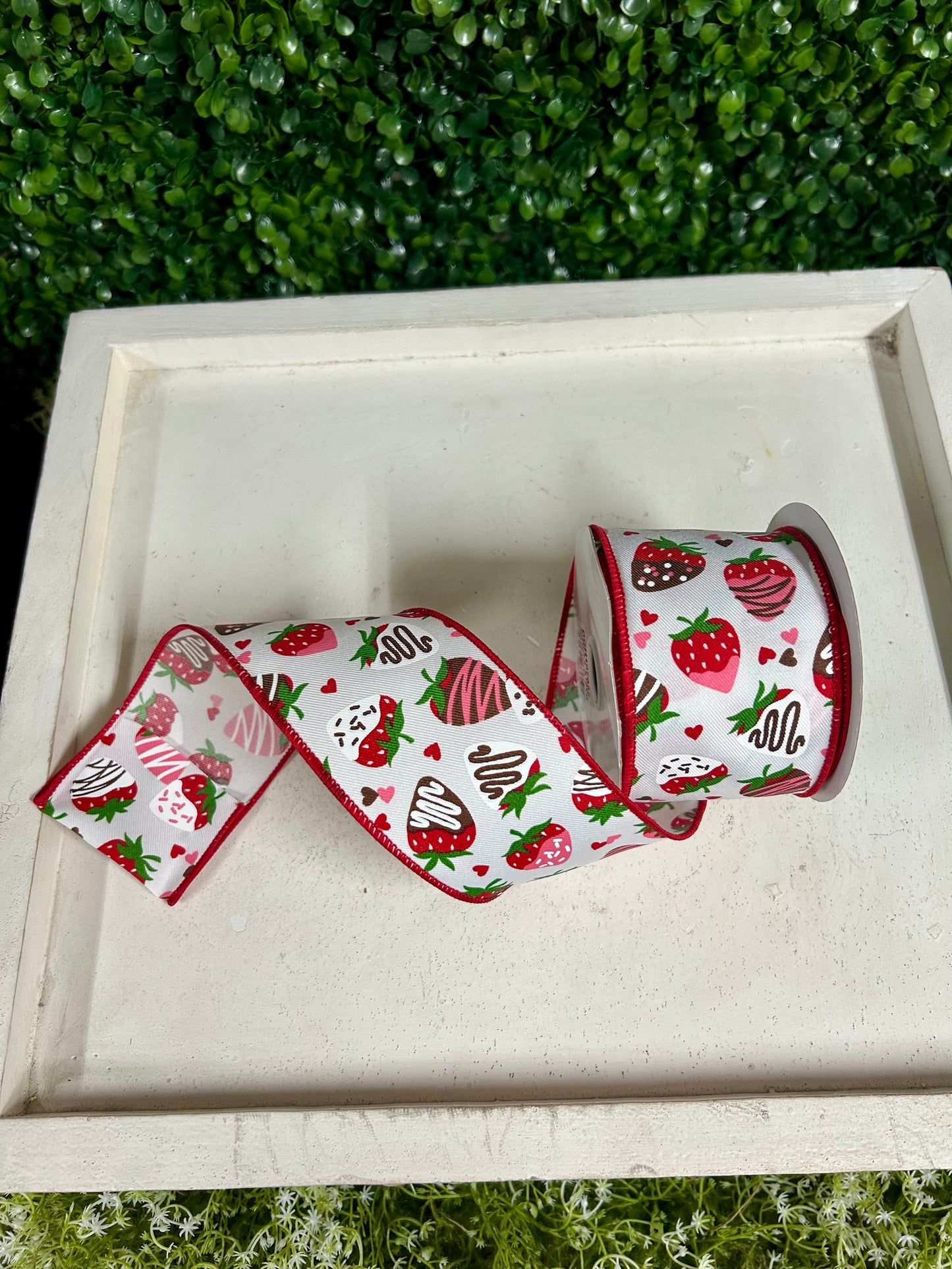 2.5 Inch By 10 Yard Chocolate Covered Strawberries Ribbon