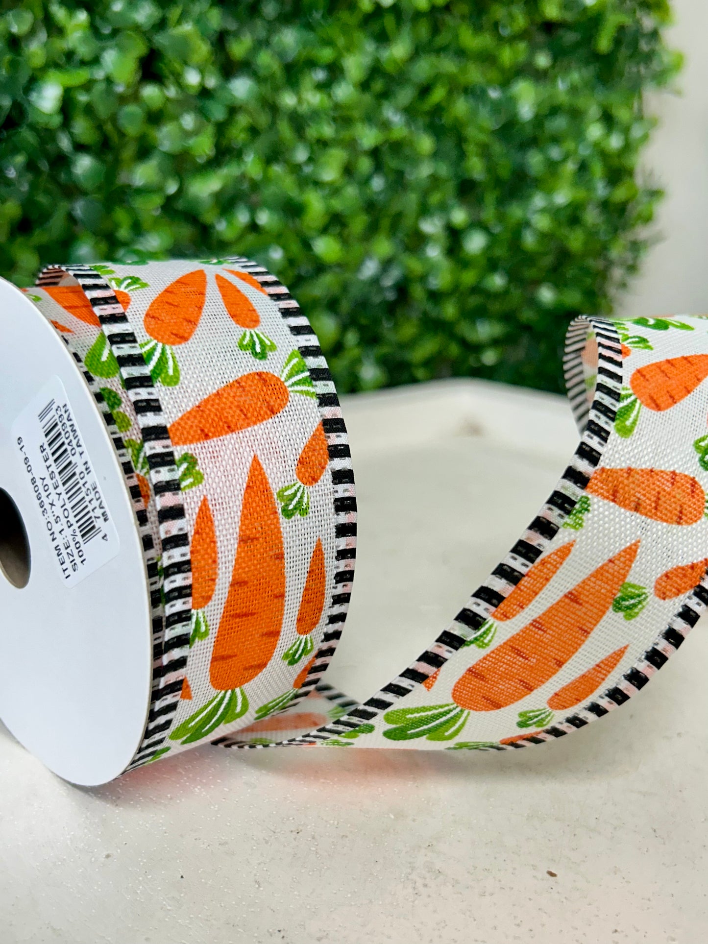 1.5 Inch By 10 Yard White Linen With Carrots And Black And White Check Edging Ribbon