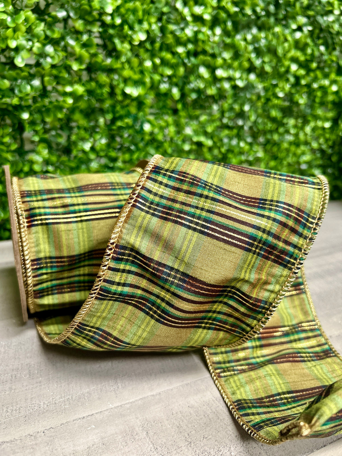 4 Inch By 10 Yard Green Metallic Plaid Ribbon