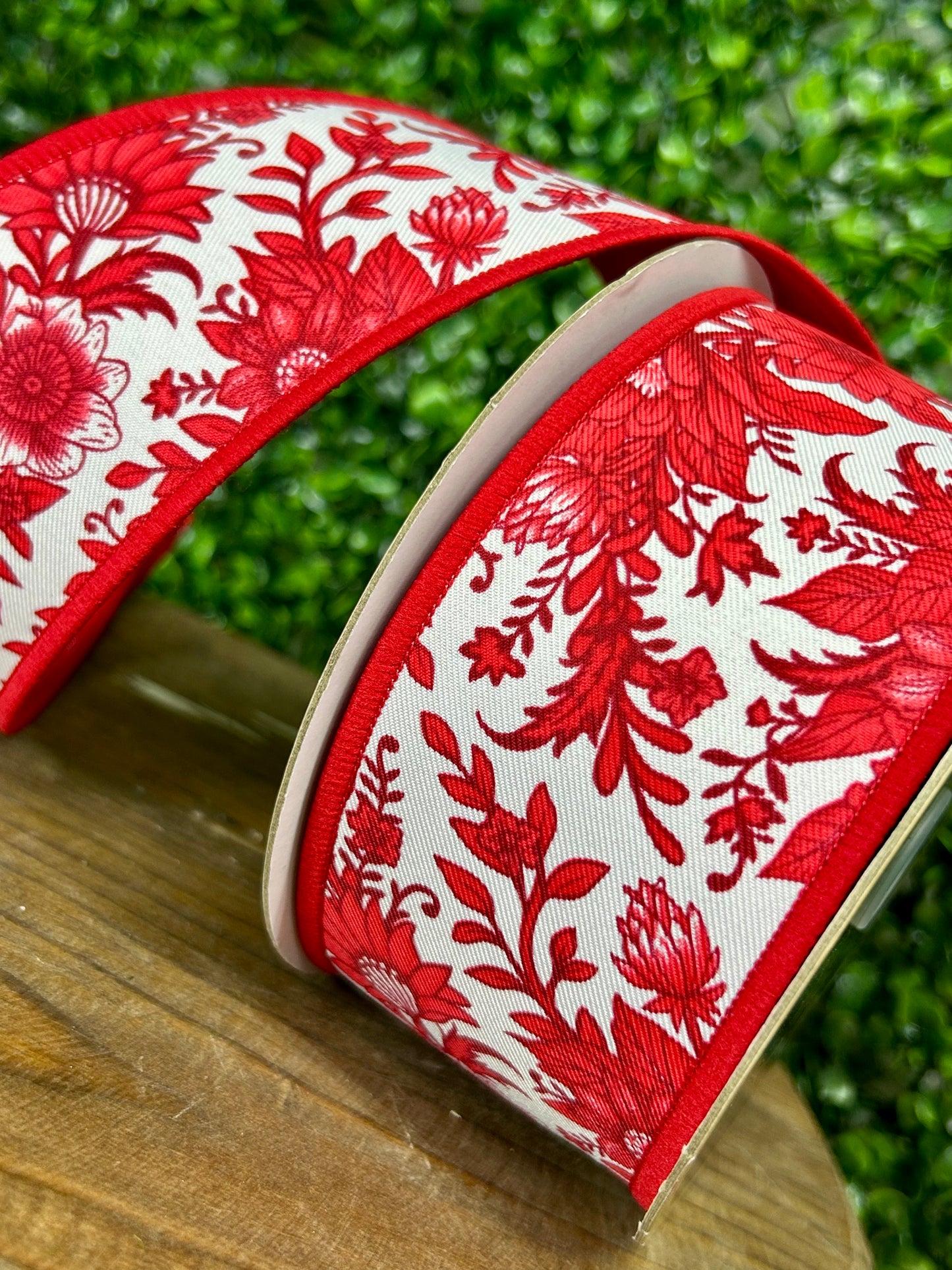 2.5 Inch By 10 Yard Red And White Chinoiserie Floral Fused Ribbon