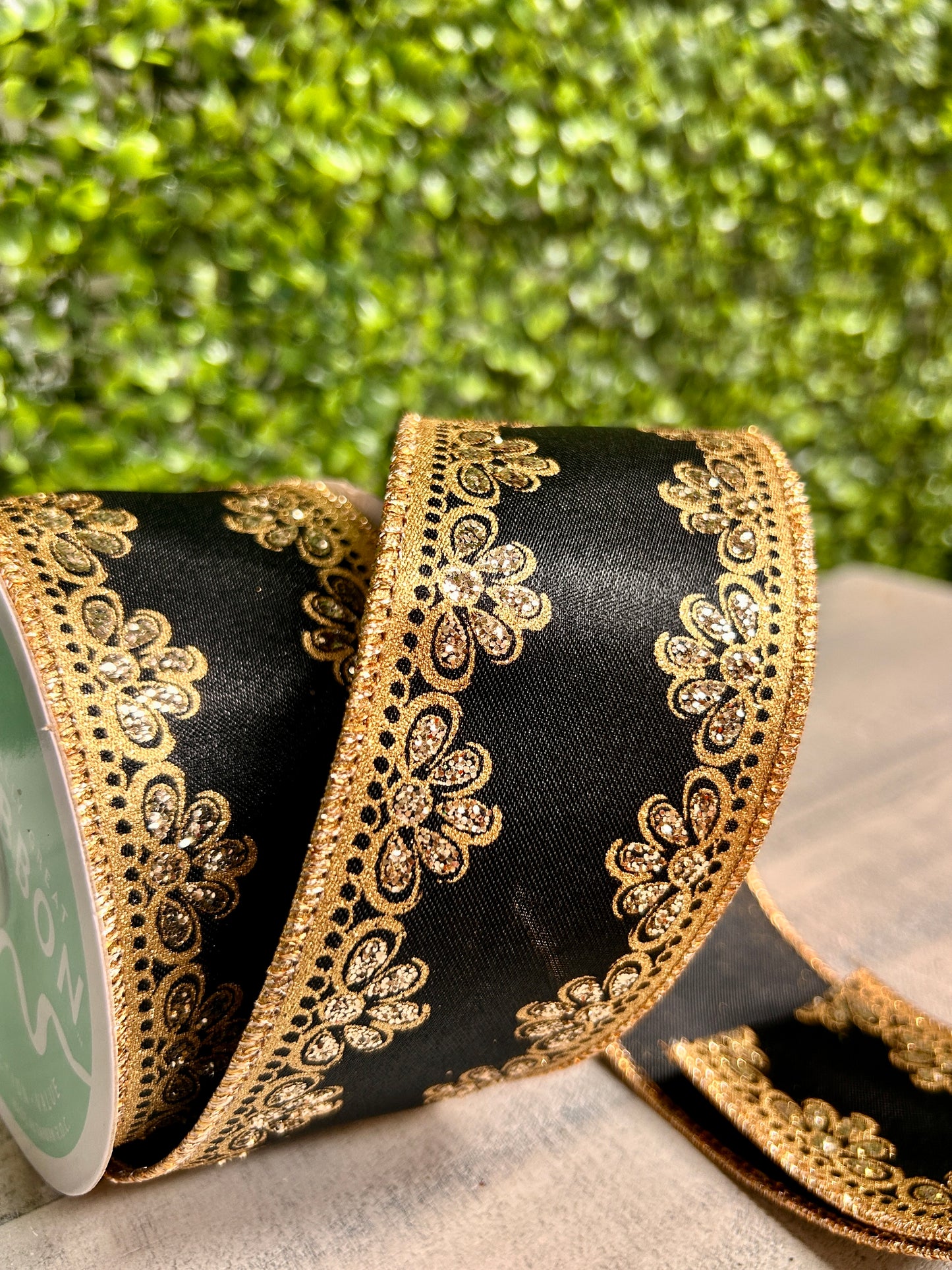 2.5 Inch By 10 Yard Black Gold And Champagne Lux Scallop Trim Ribbon