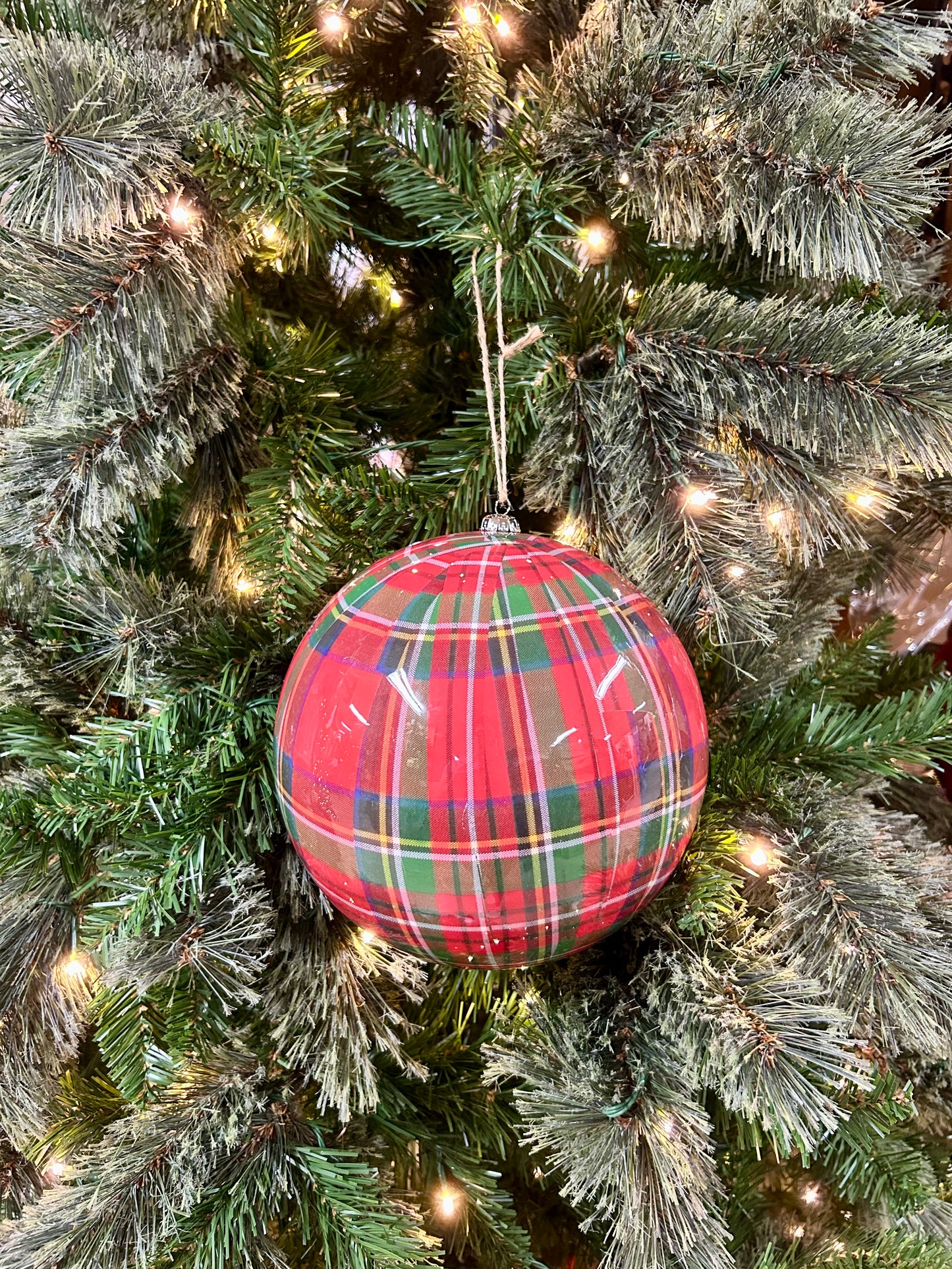6 Inch Plaid Plastic Ball Ornament