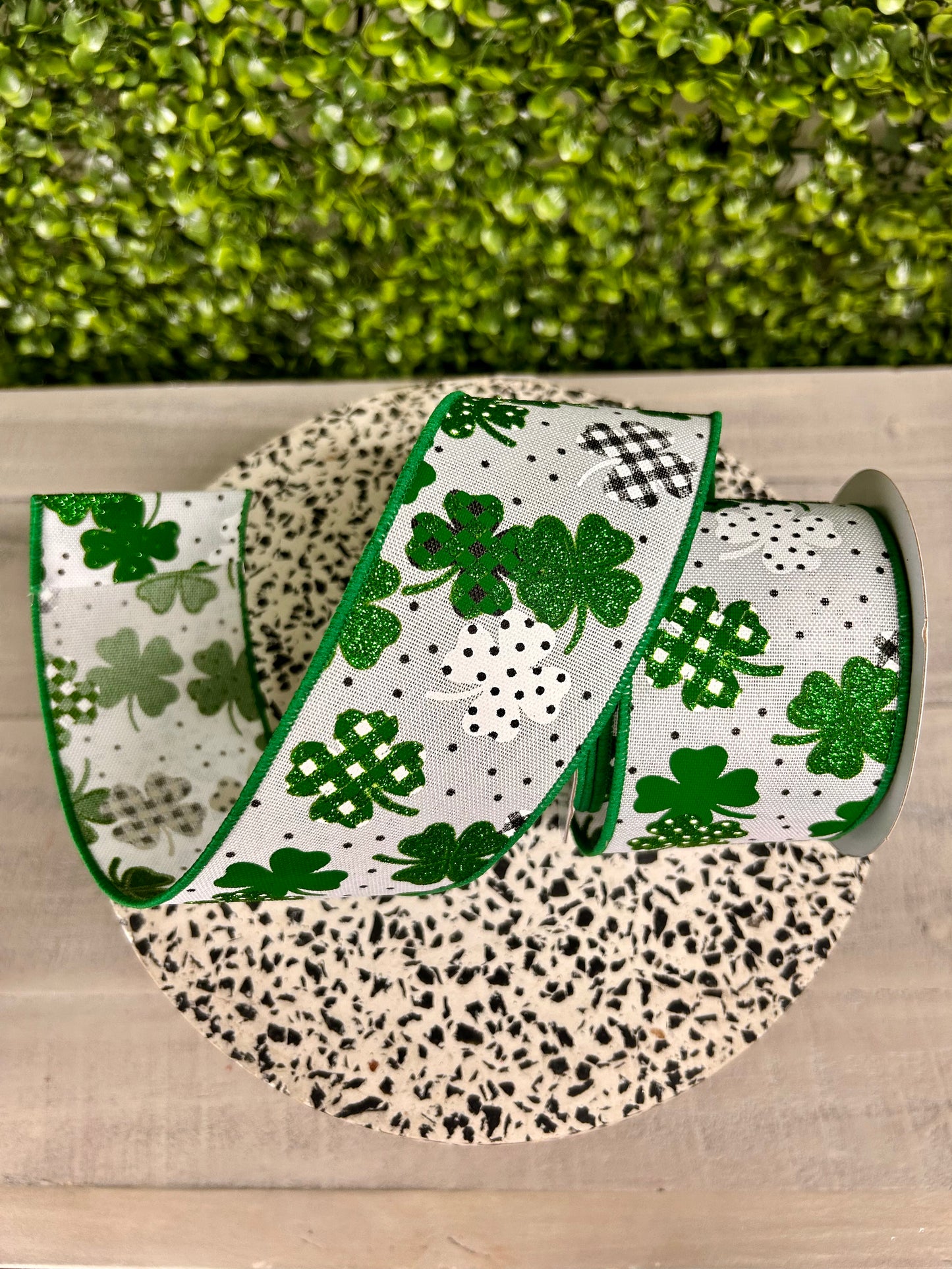 2.5 Inch By 10 Yard Patterned Shamrocks Ribbon