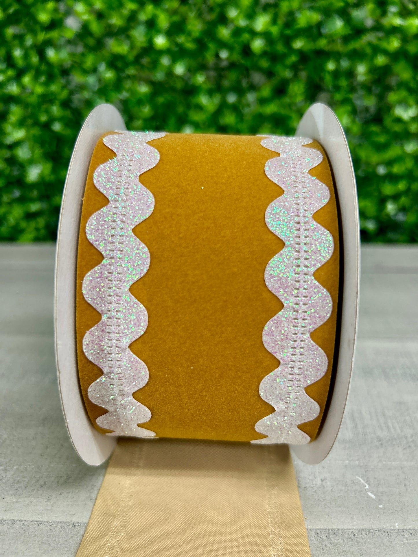 2.5 Inch By 10 Yard Tan Velvet With Iridescent Ric Rac Edge Ribbon
