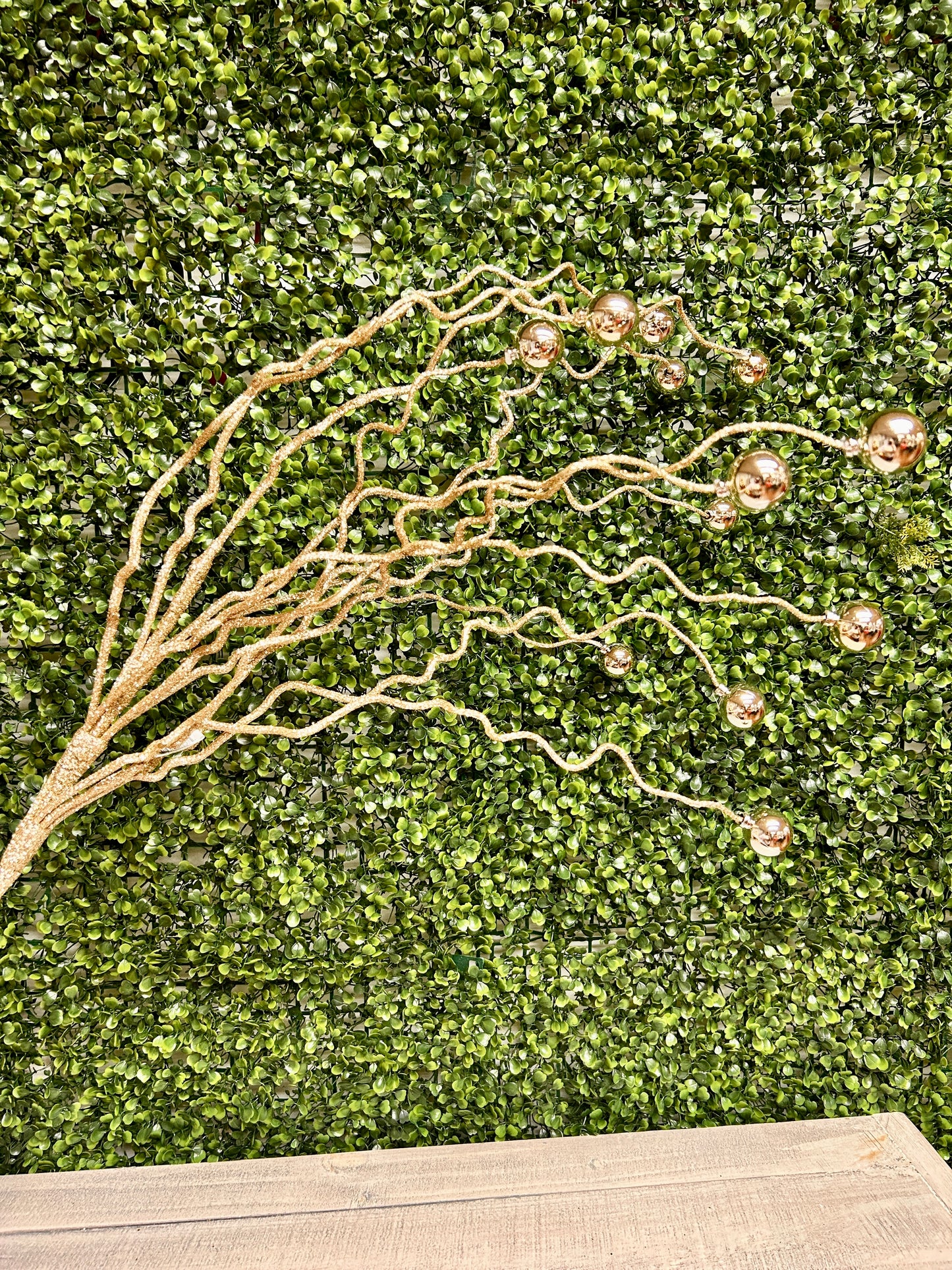 38 Inch Champagne Plastic Twig And Ball Spray