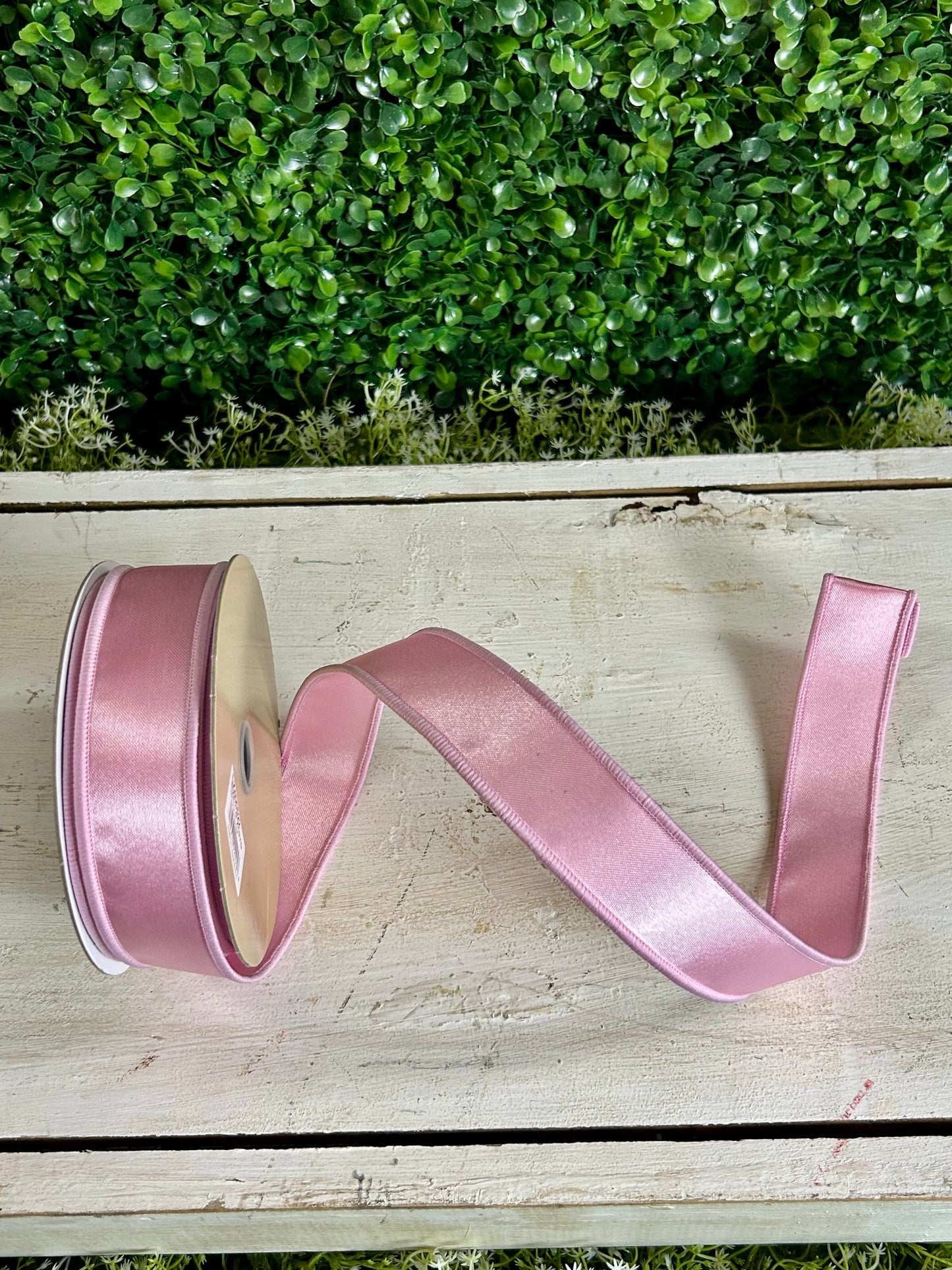 1.5 Inch By 10 Yard Light Pink Satin Fused Ribbon