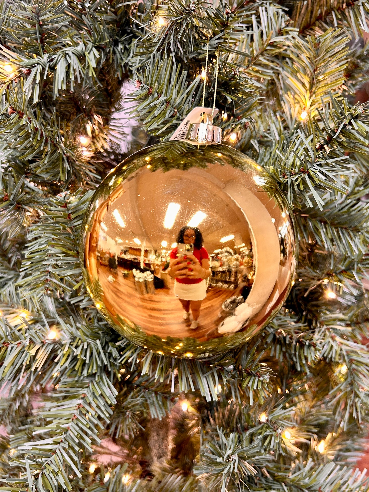 6 Inch Shiny Gold Smooth Ball Ornament