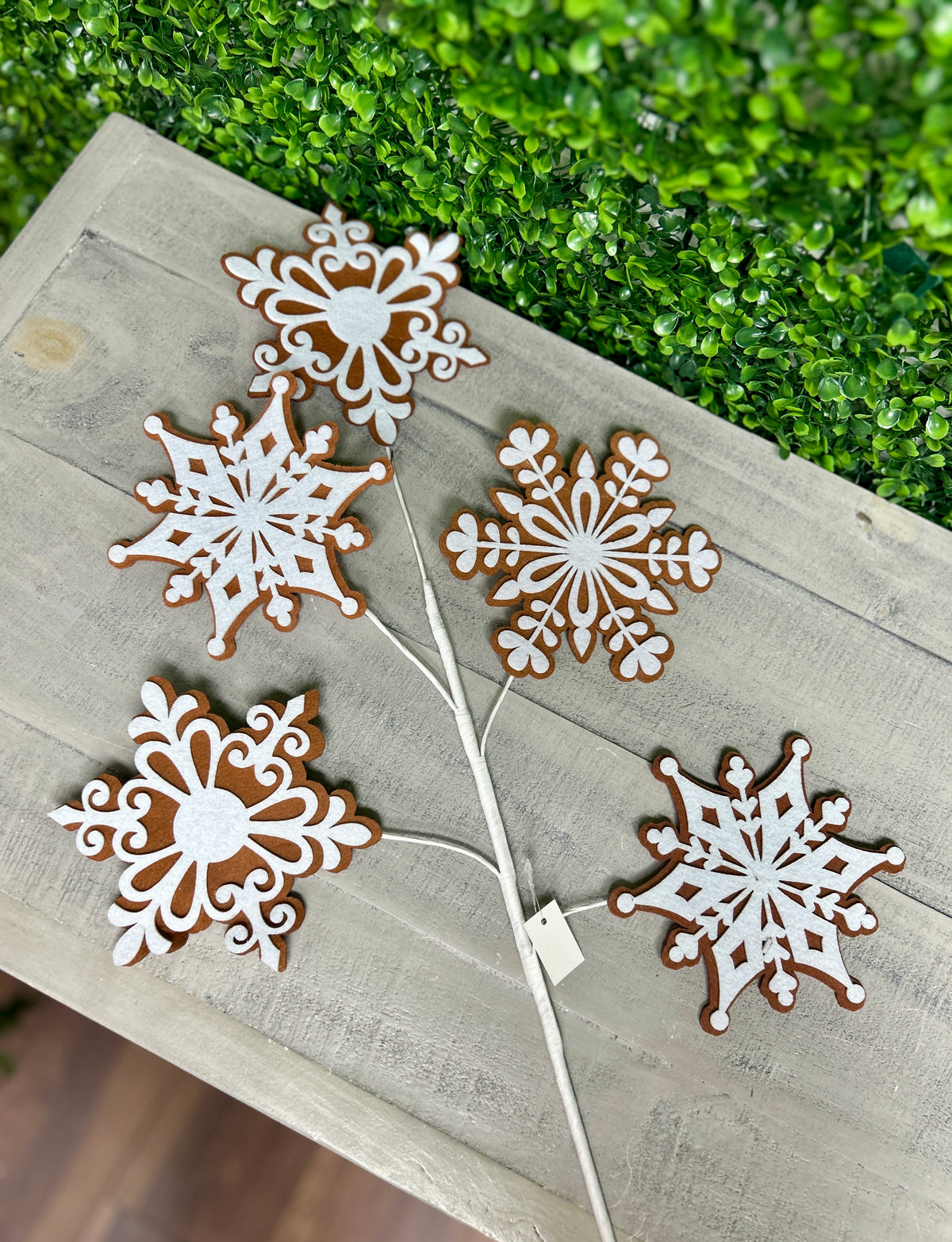 29 Inch Felt Gingerbread Snowflake Spray
