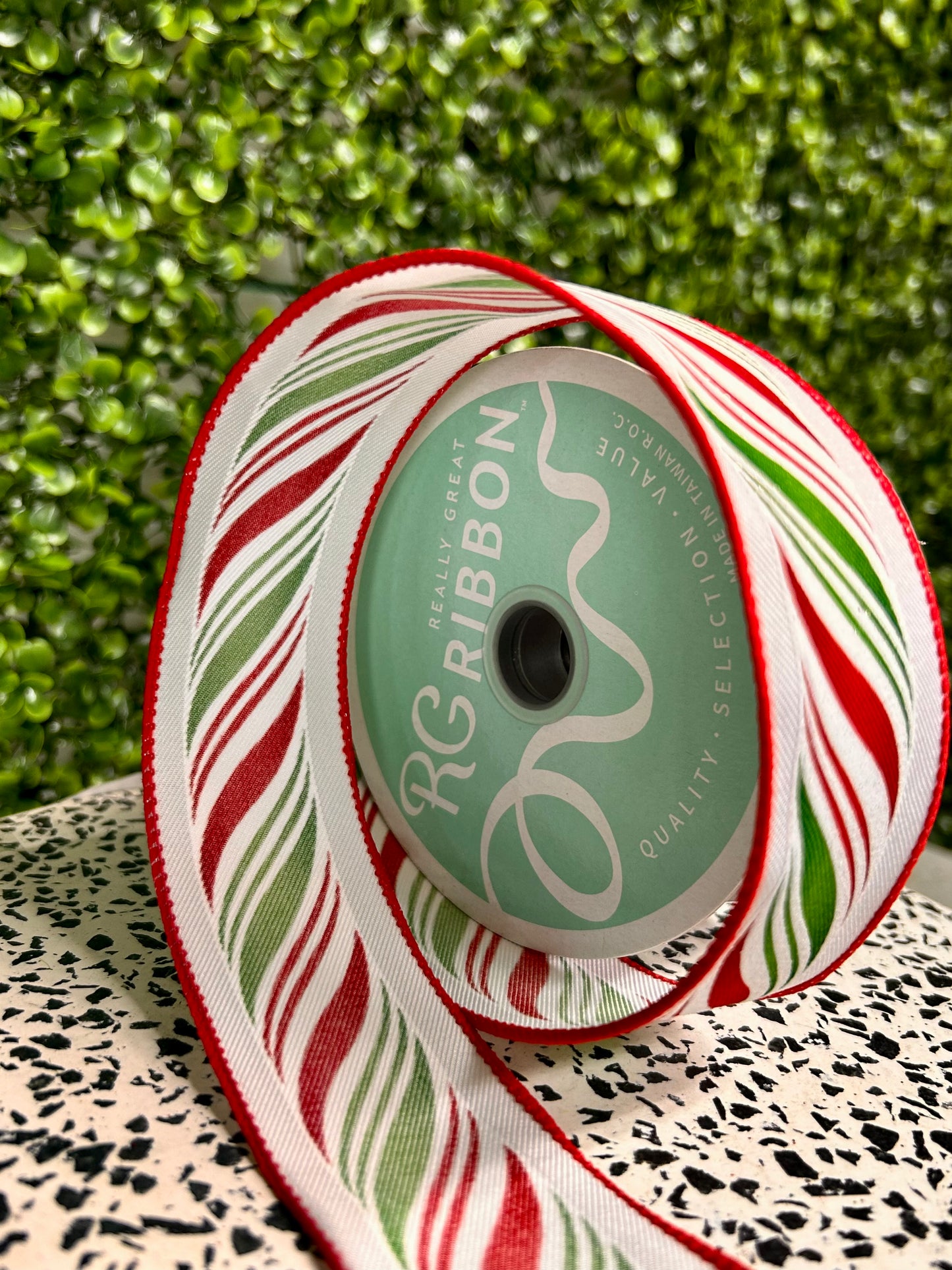1.5 Inch By 10 Yard Red White And Green Peppermint Twist Ribbon