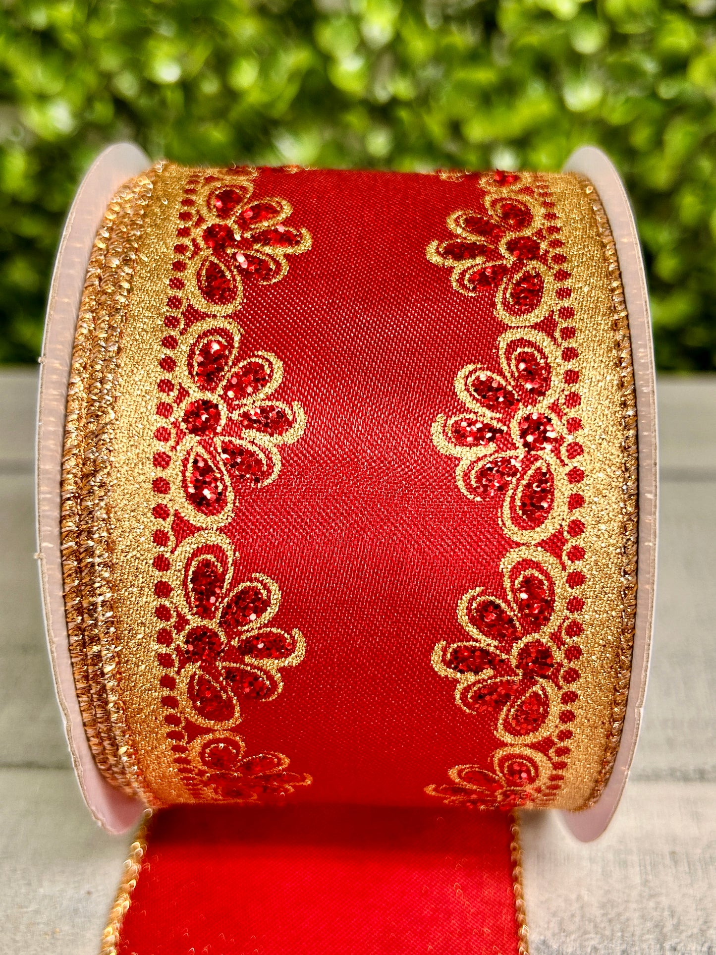 2.5 Inch By 10 Yard Red And Gold Lux Scallop Trim Ribbon