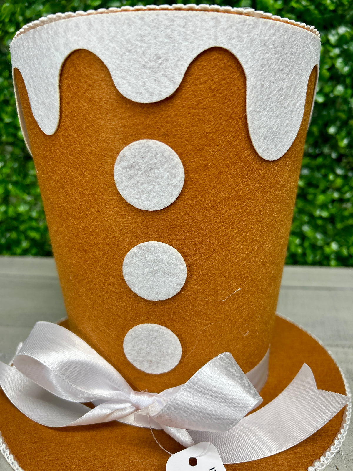 8 Inch Gingerbread Top Hat