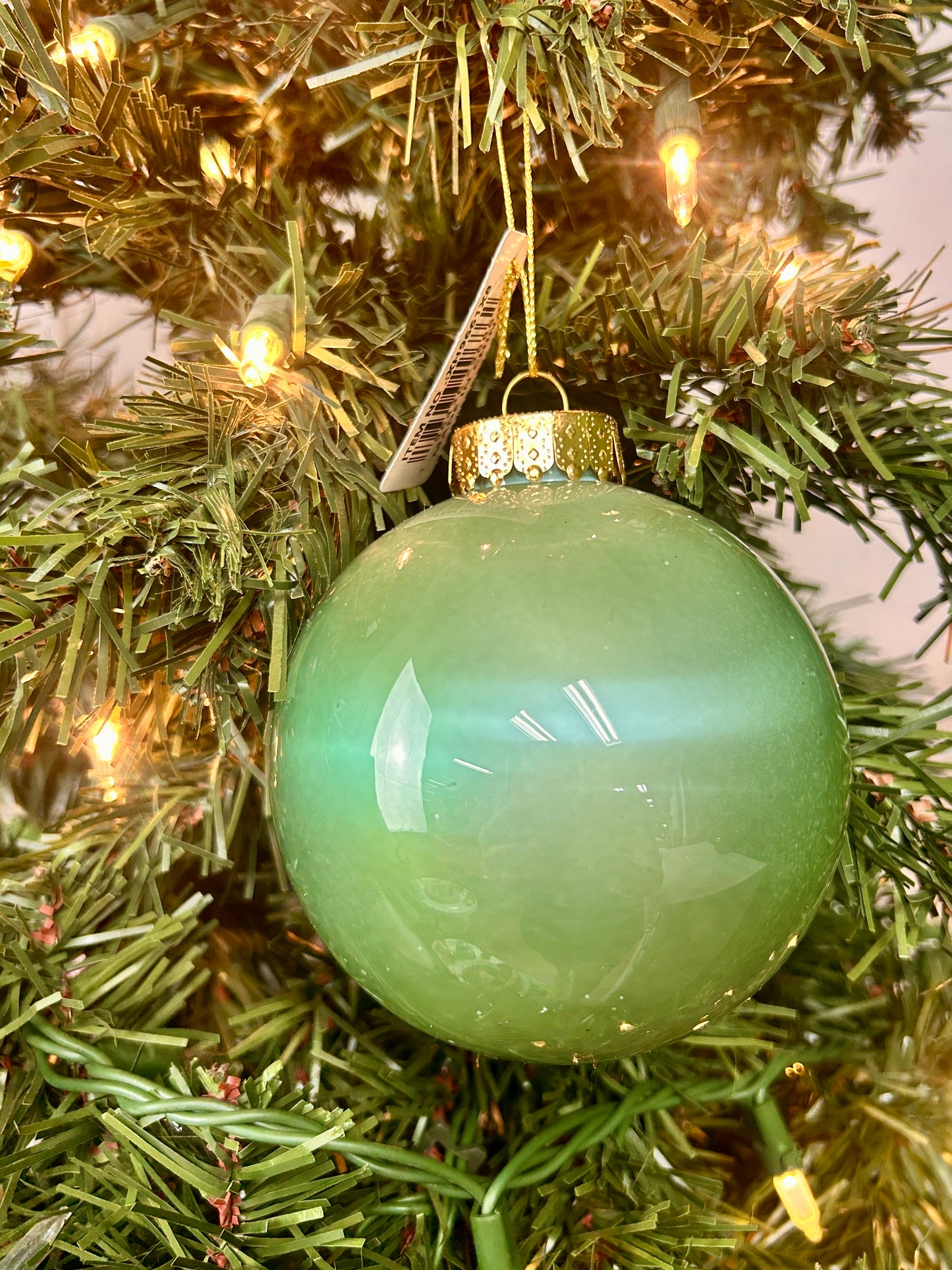 4 Inch Sage Green Lacquer Ornament Ball