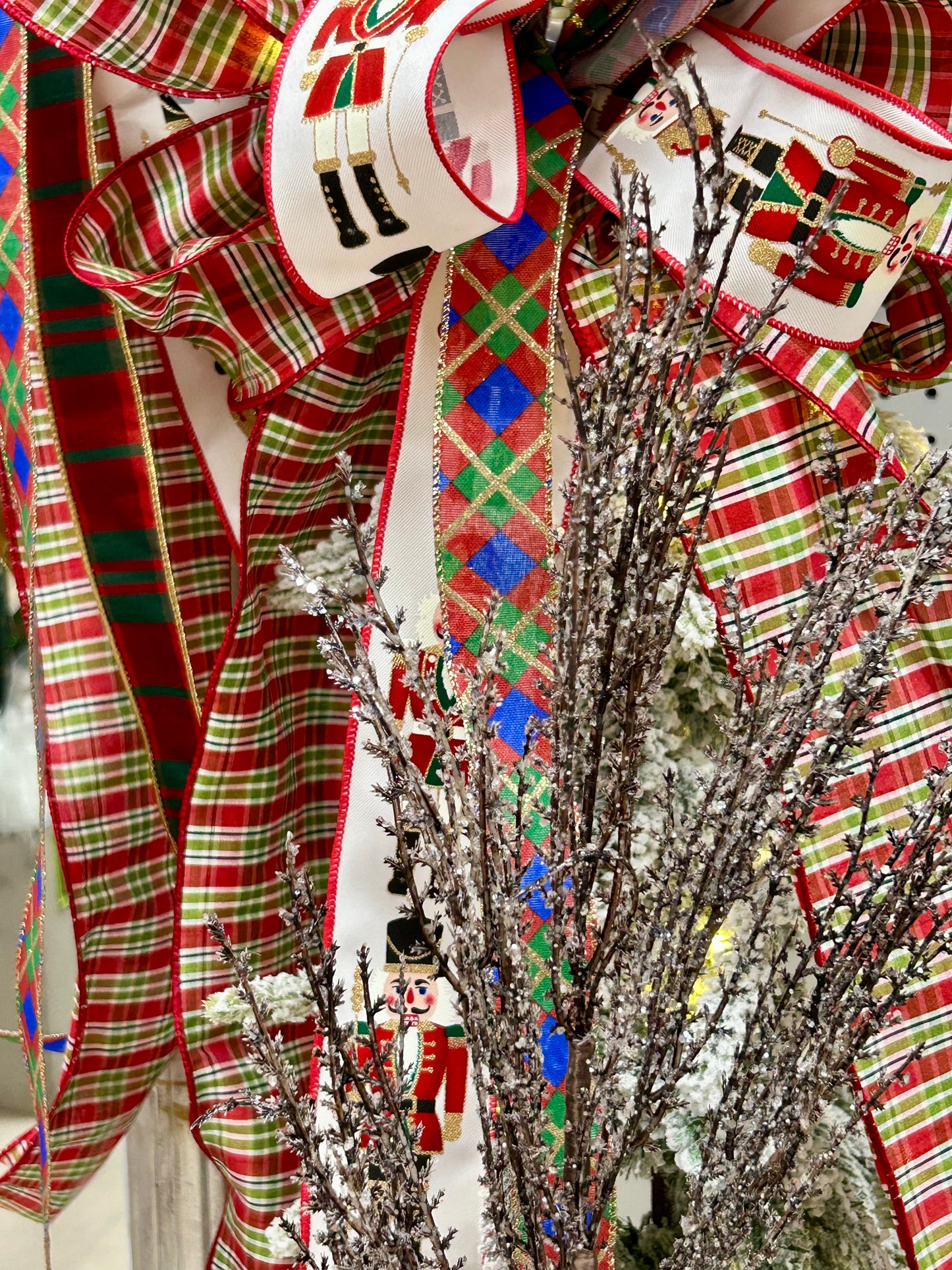 31 Inch Natural Ice Pampas Spray