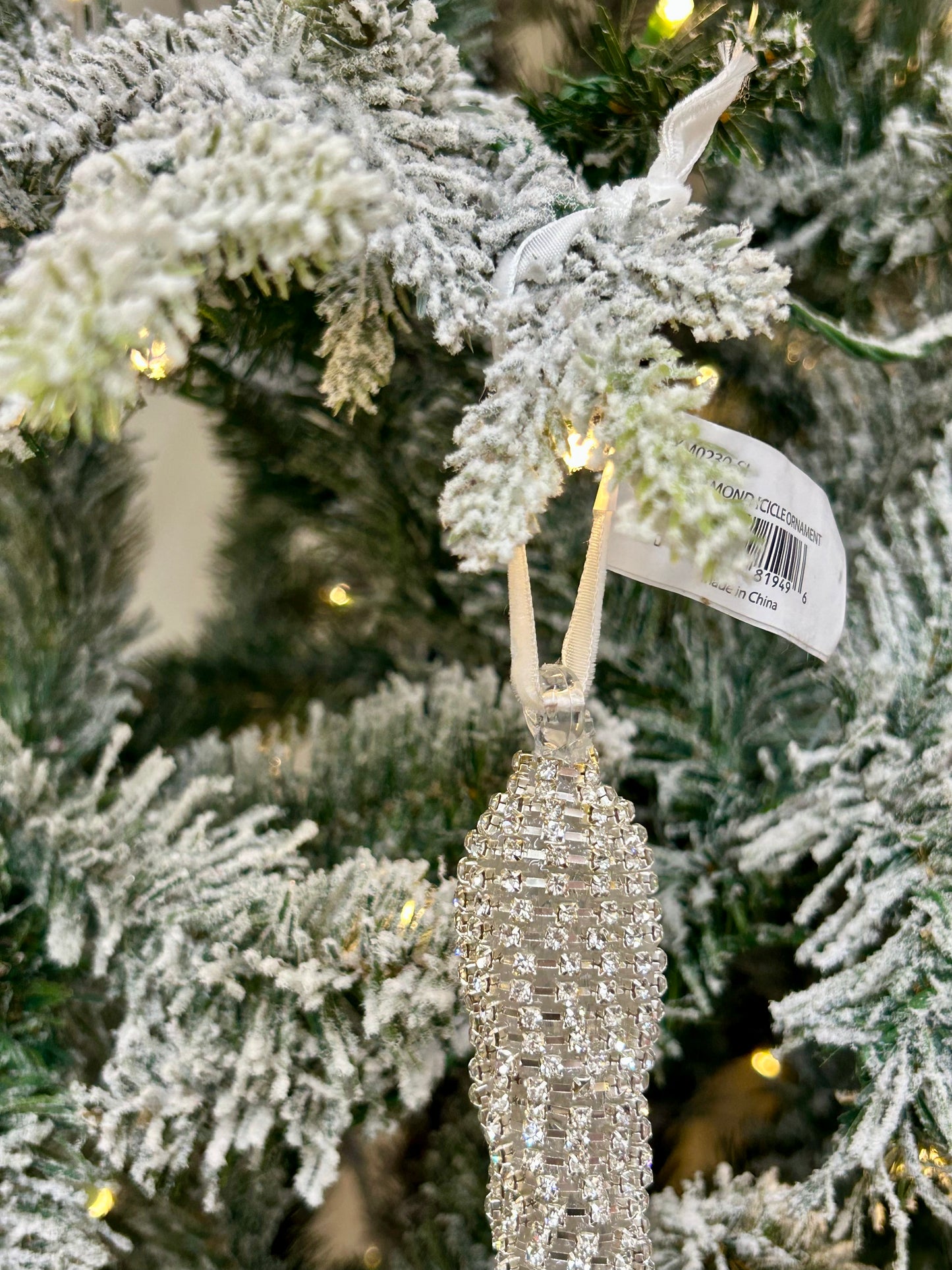 11 Inch Silver Diamond Icicle Ornament
