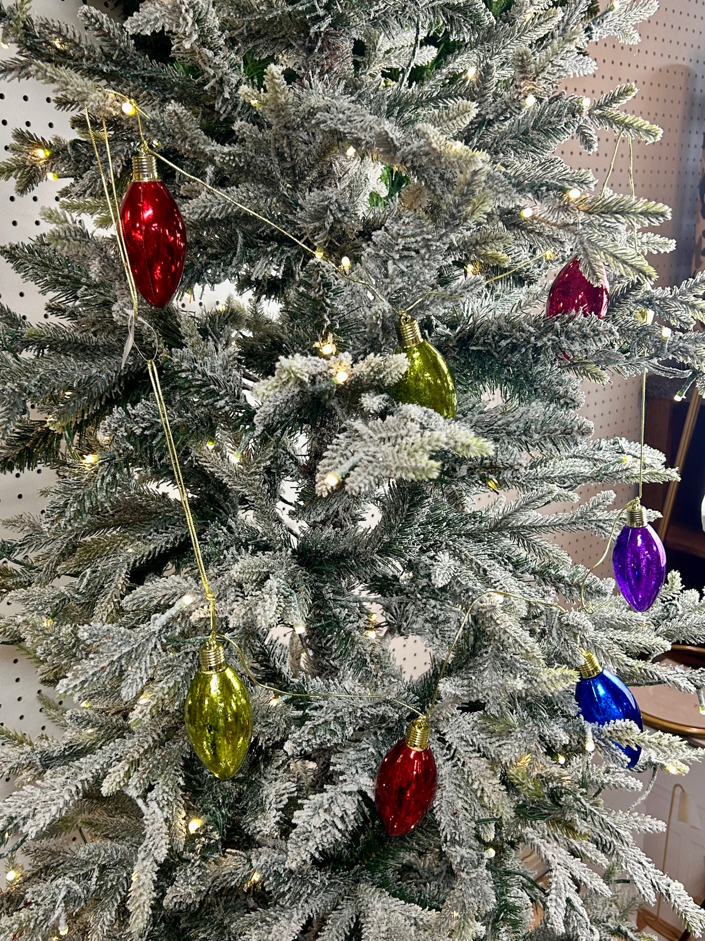 6 Foot Antique Look Large Light Bulb Garland