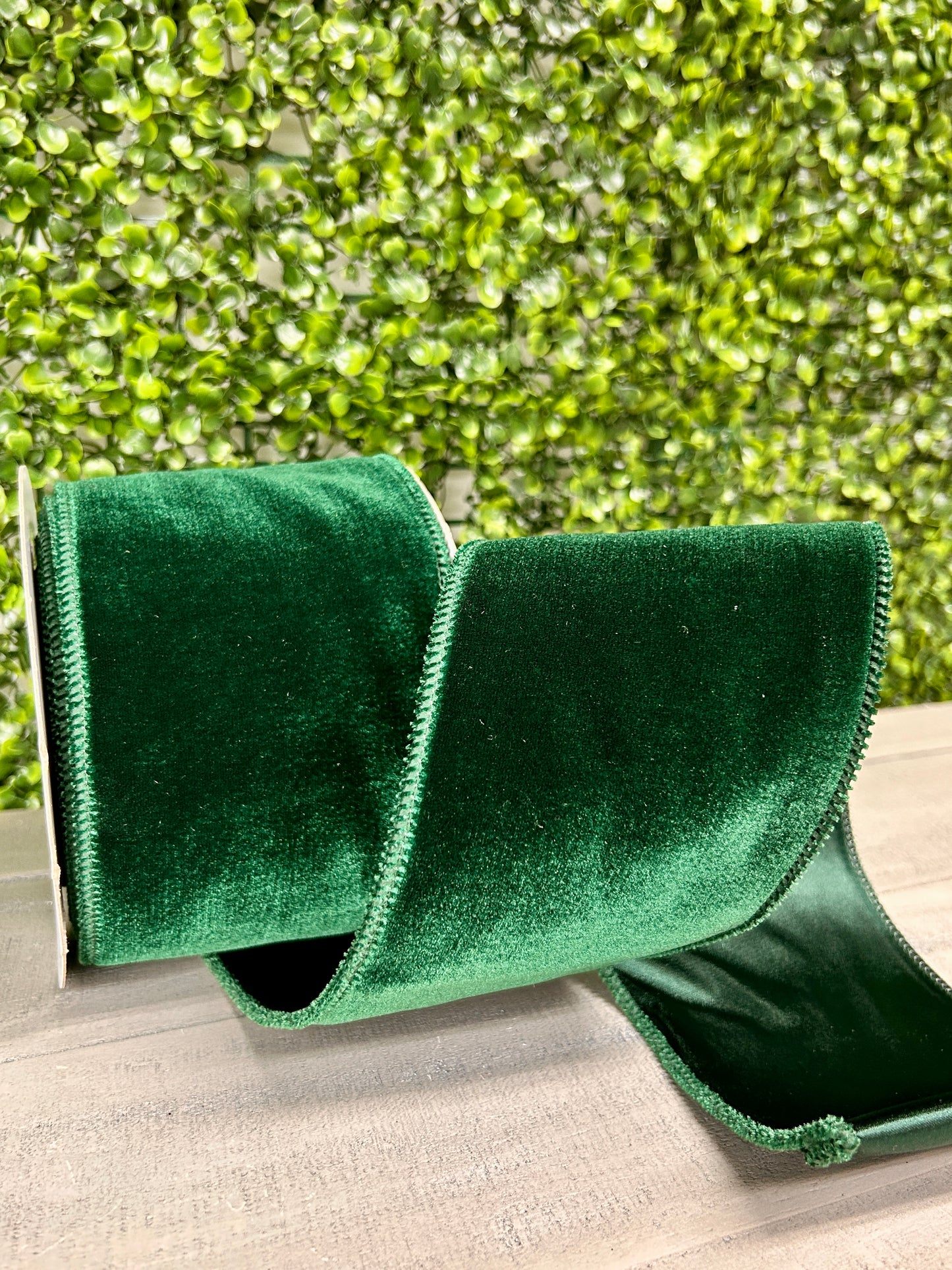 4 Inch By 10 Yard Hunter Green Deluxe Velvet With Satin Backing Ribbon