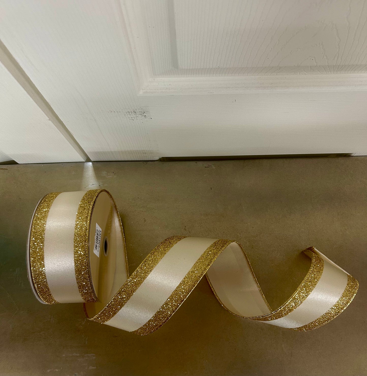 2.5 Inch By 10 Yard Ivory And Gold Vertical Glitter Stripe Sewn Ribbon