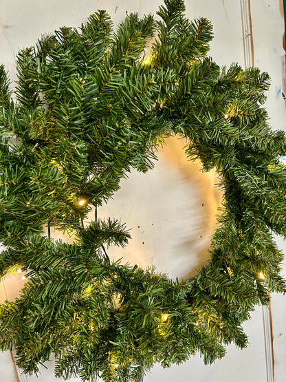 24 Inch Lighted Canadian Pine Wreath