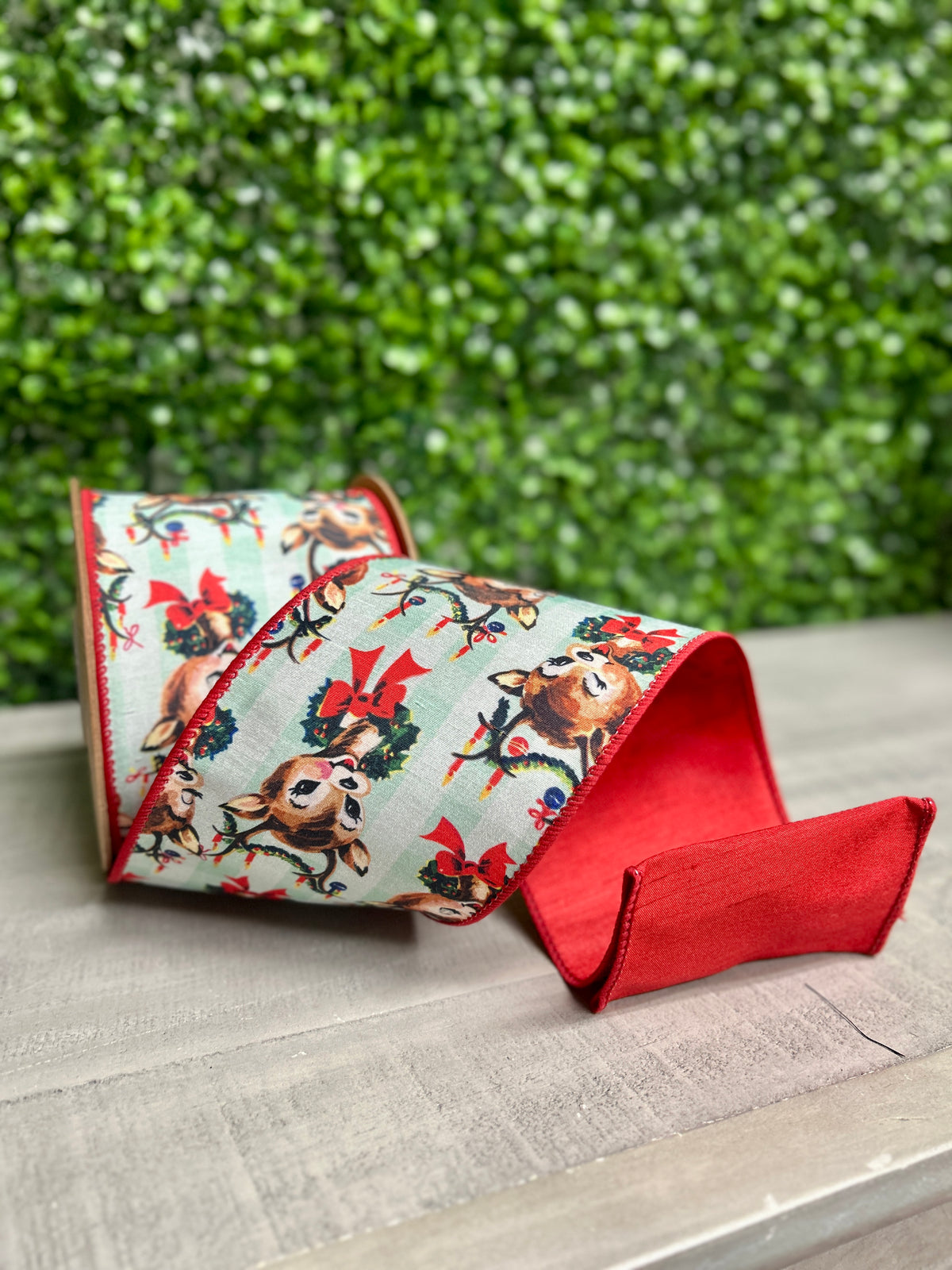 4 Inch By 10 Yard Retro Deer With Wreath With Red Backing Ribbon