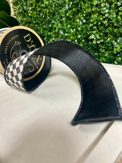 2.5 Inch By 10 Yard Black And Cream Antique Diamond Fused Ribbon