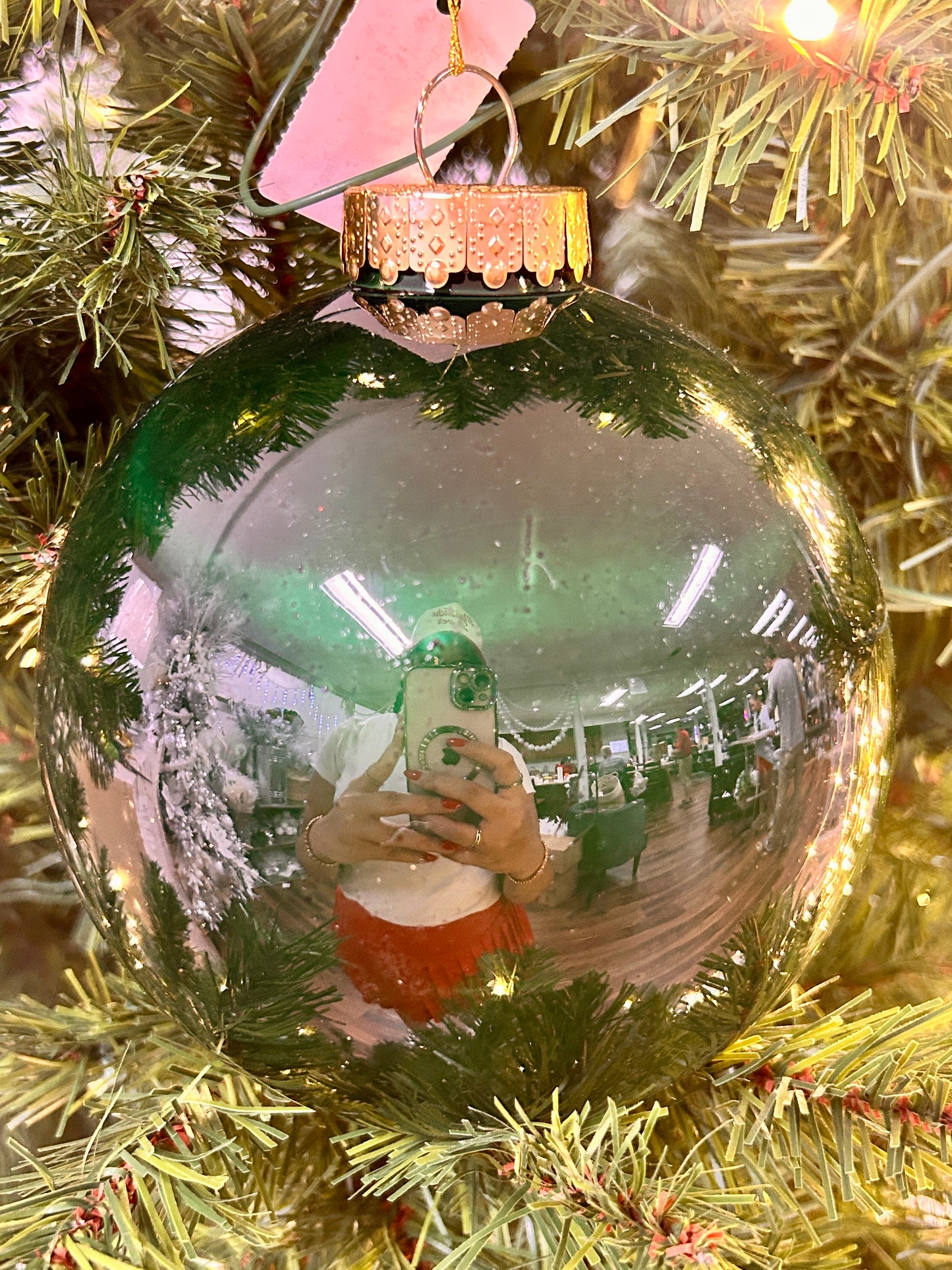 6 Inch Hunter Green Lacquer Ornament Ball