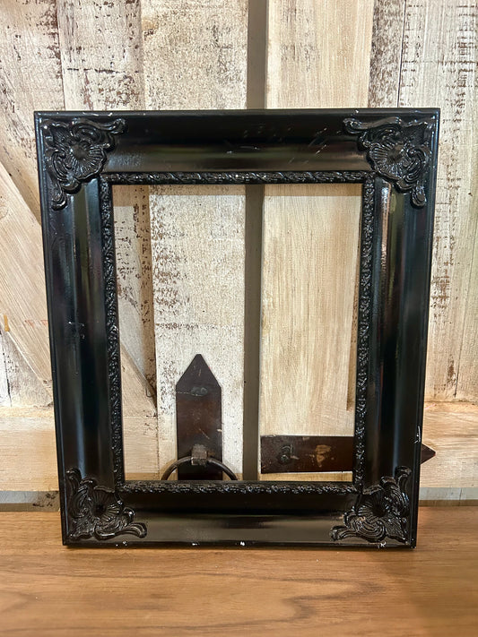 13.5 Inch Black Frame Sitting Sign