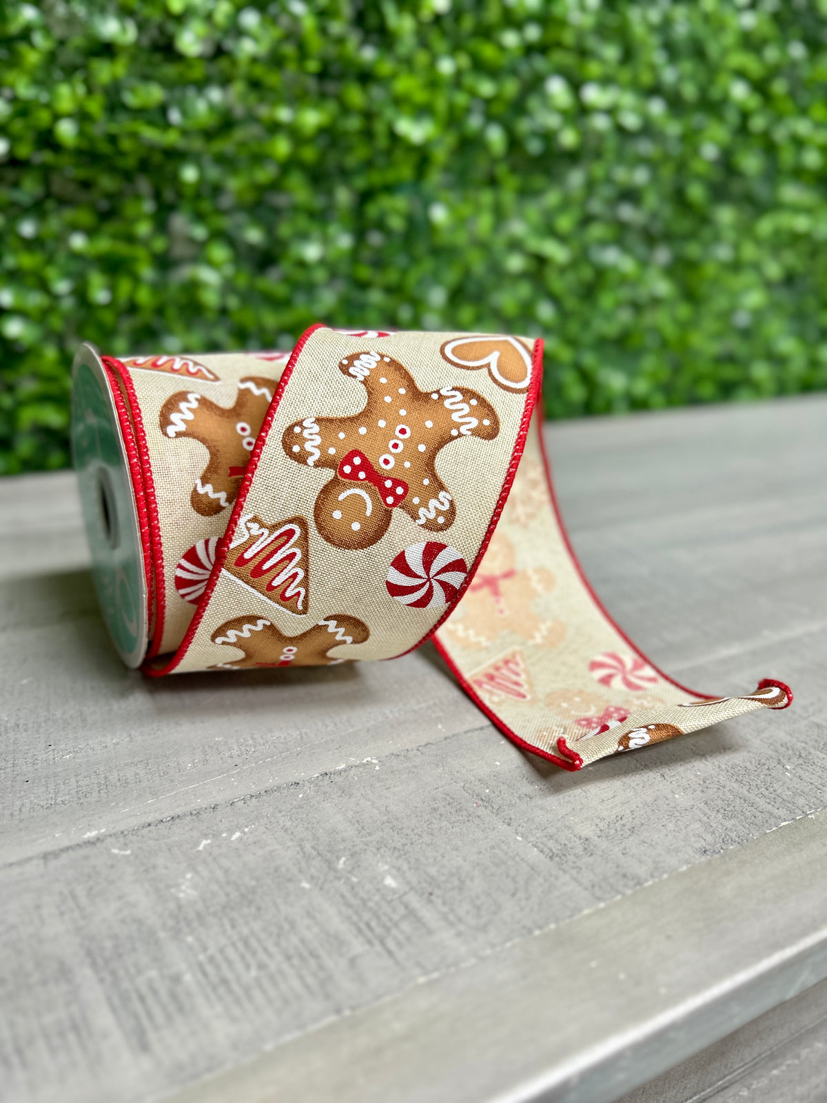 2.5 Inch By 10 Yard Cream Red And Brown Gingerbread Ribbon