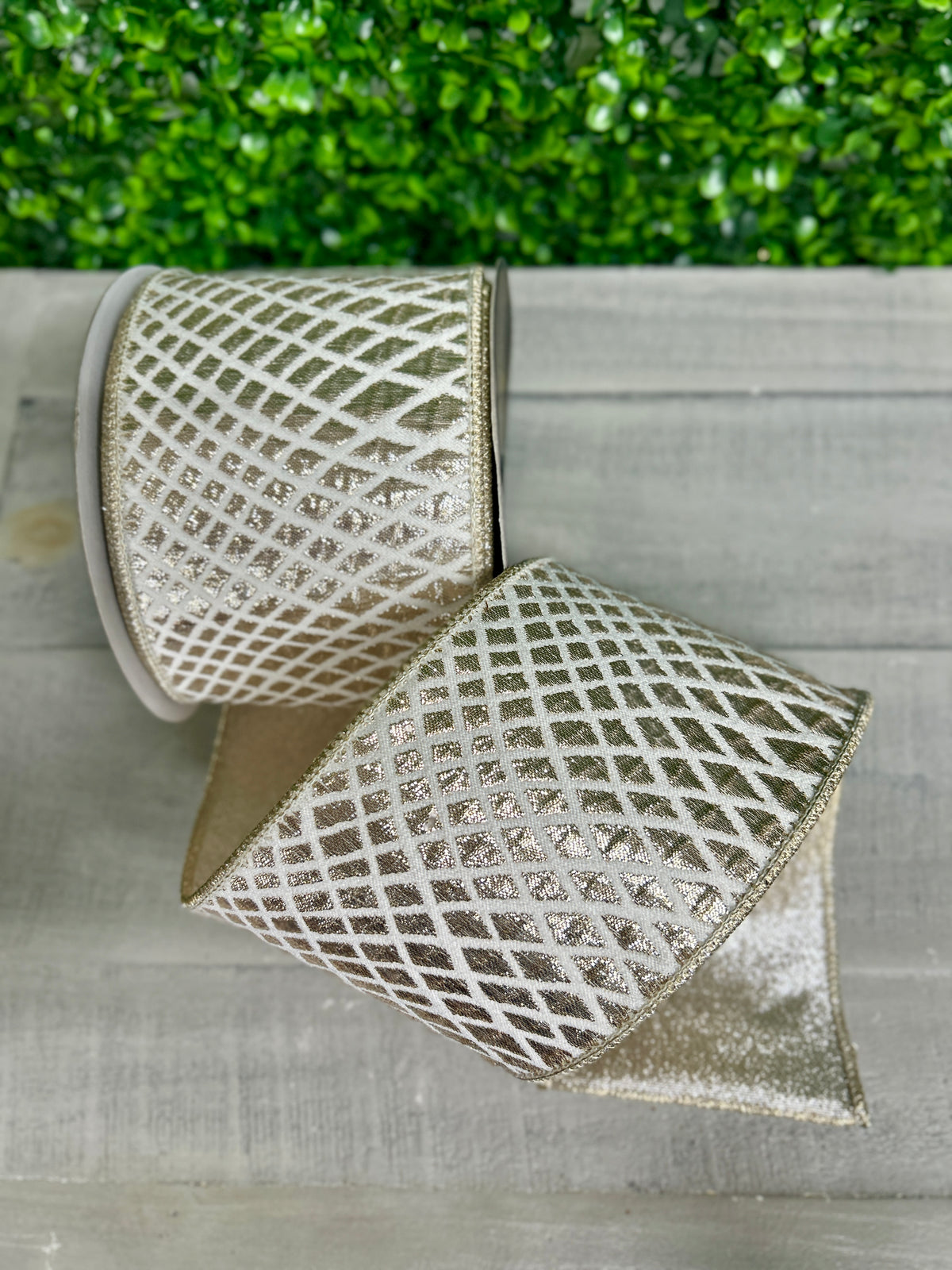 John Mark 4 Inch By 10 Yard Ivory And Platinum Net Pattern Double Fused Backing Ribbon