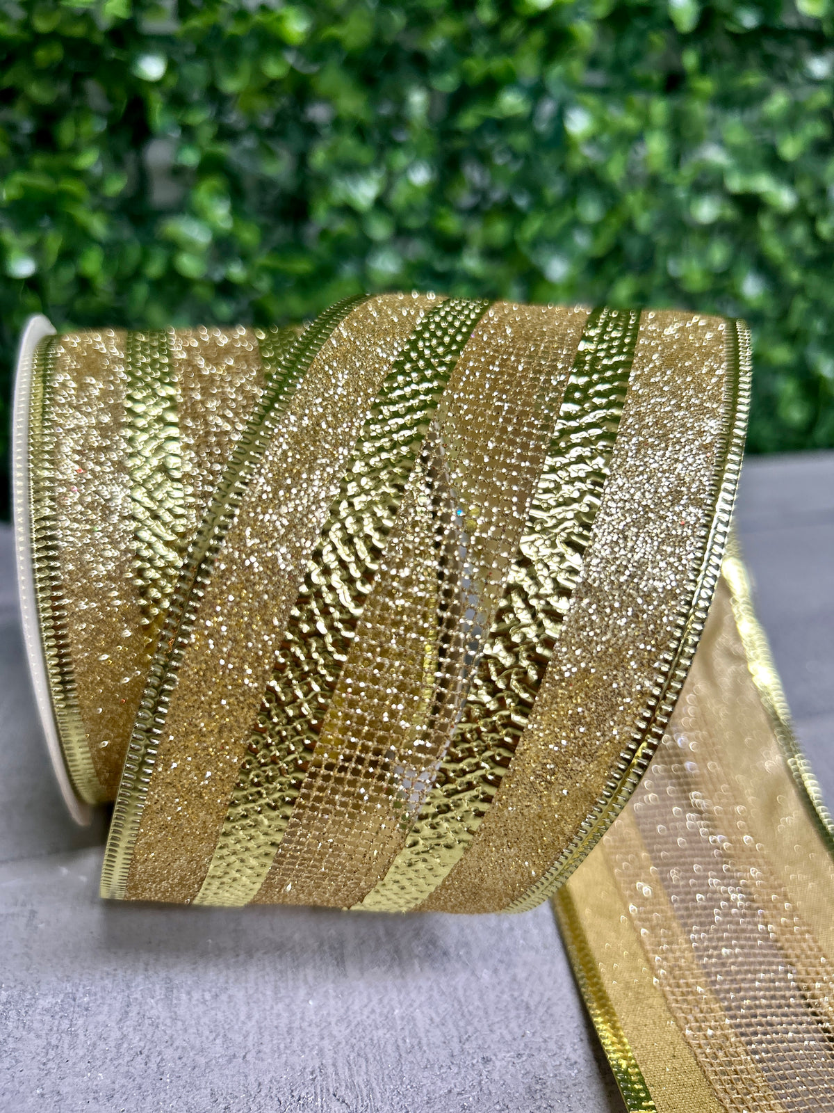 David Christopher's 2.5 Inch By 10 Yard Gold Glitter Edge With Mesh Center Ribbon