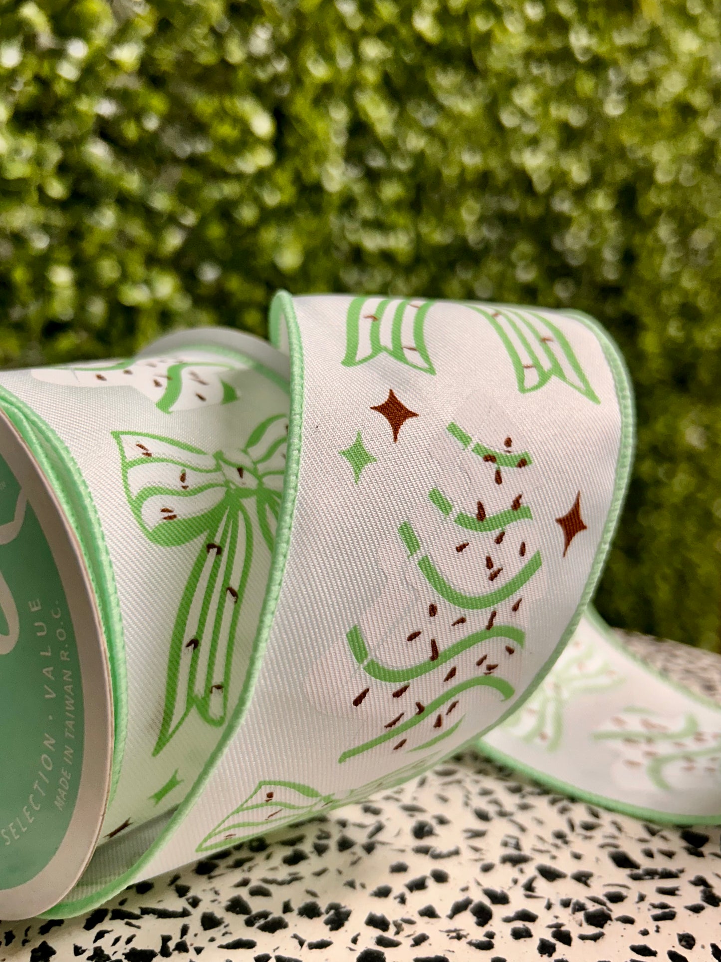 2.5 Inch By 10 Yard Mint Cake Tree And Bow Ribbon