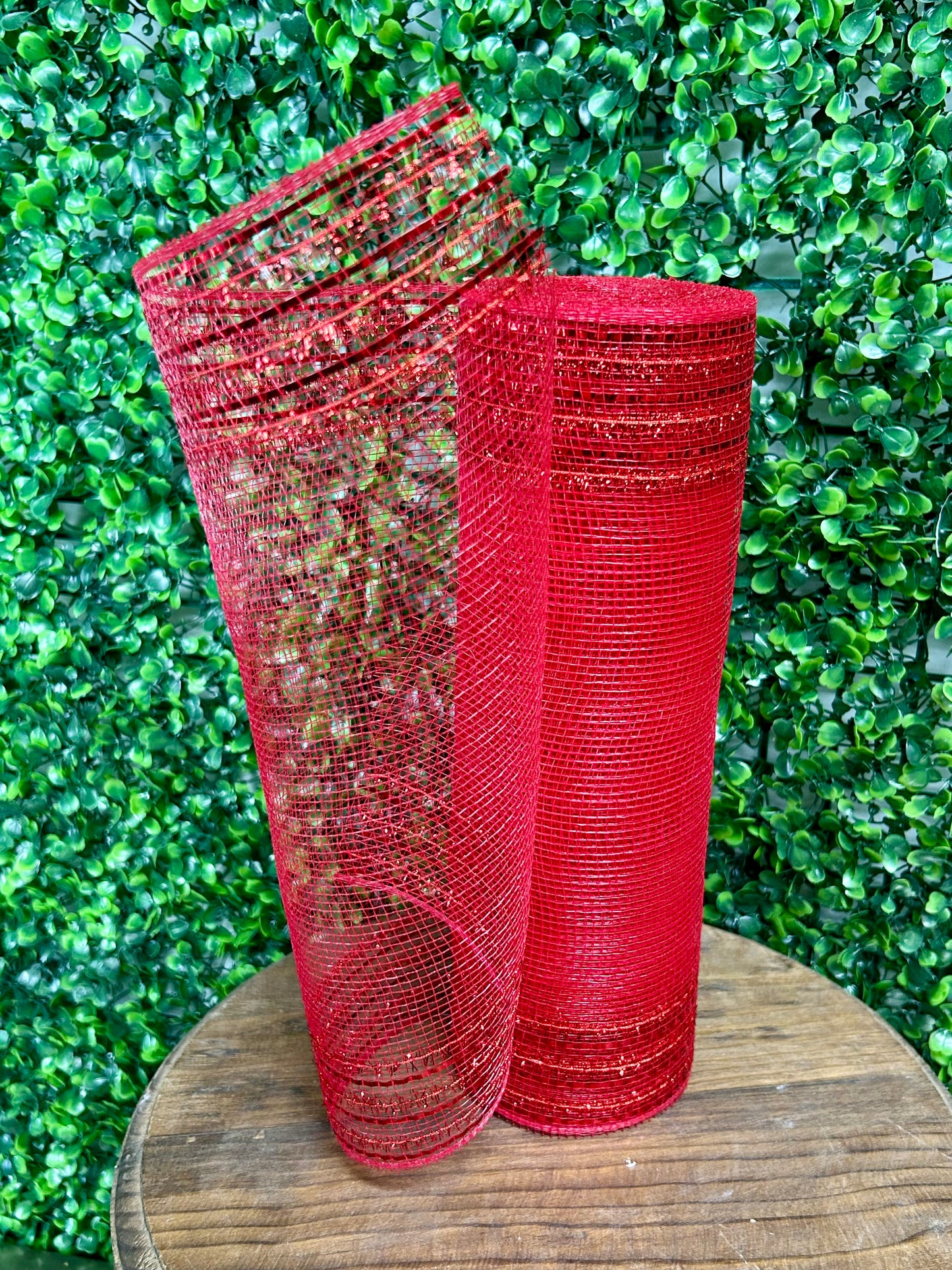 10.25 Inch By 10 Yard Red Tinsel And Foil Wide Border Mesh