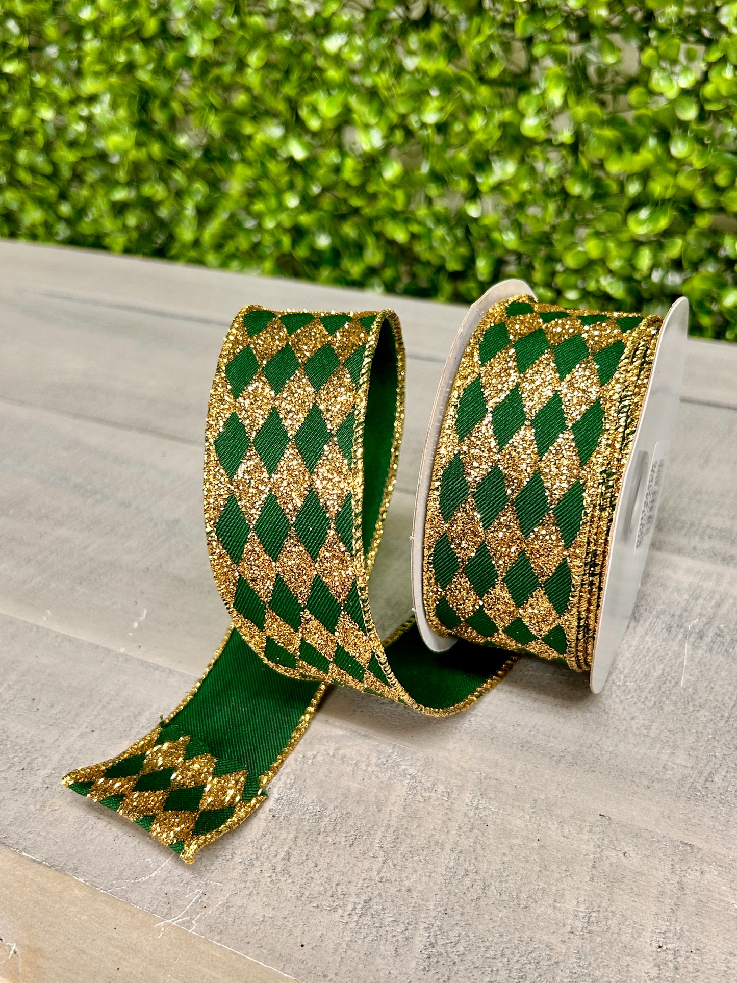 1.5 Inch By 10 Yard Hunter Green And Gold Glitter Harlequin Ribbon