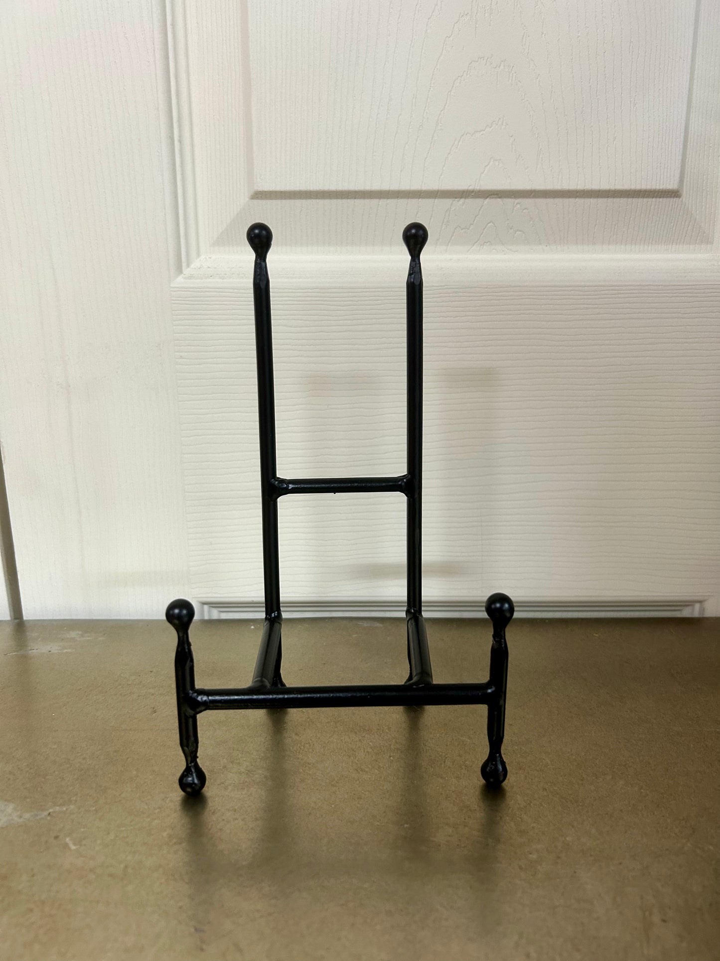 Black Metal Rectangular Tabletop Display Easel With Ball Details Four Sizes