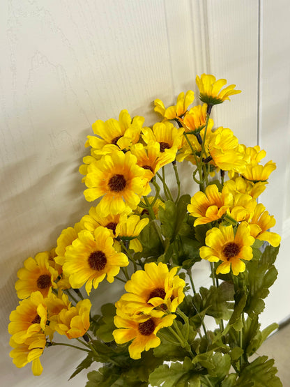 19.5 Inch Yellow Wild Daisy Bush