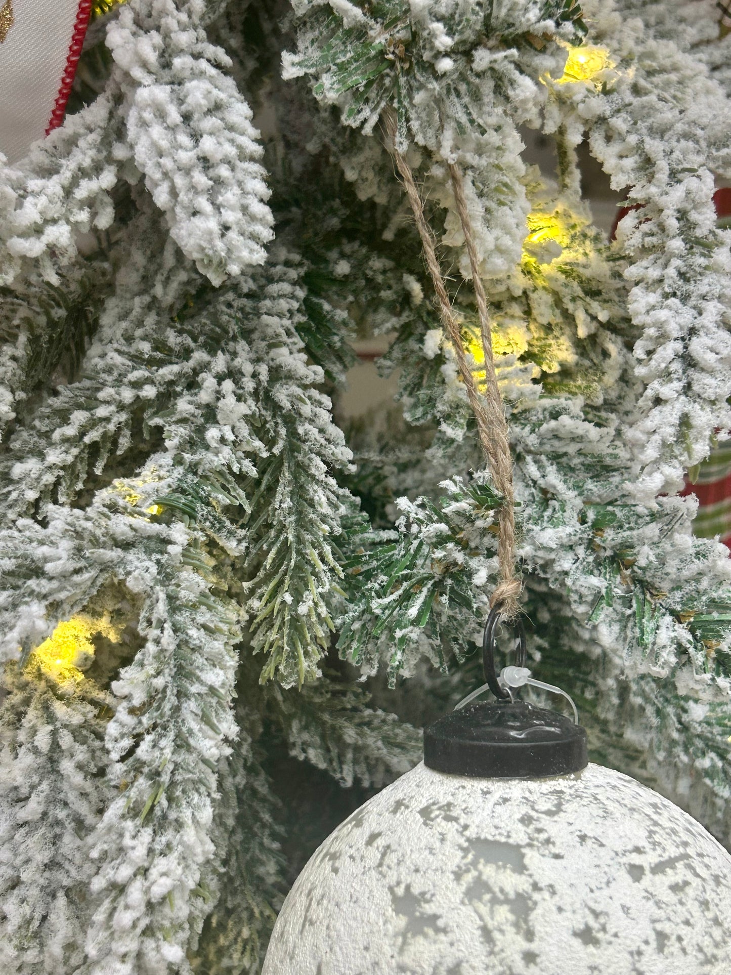 4 Inch Matte White And Clear Rustic Glass Ball Ornament