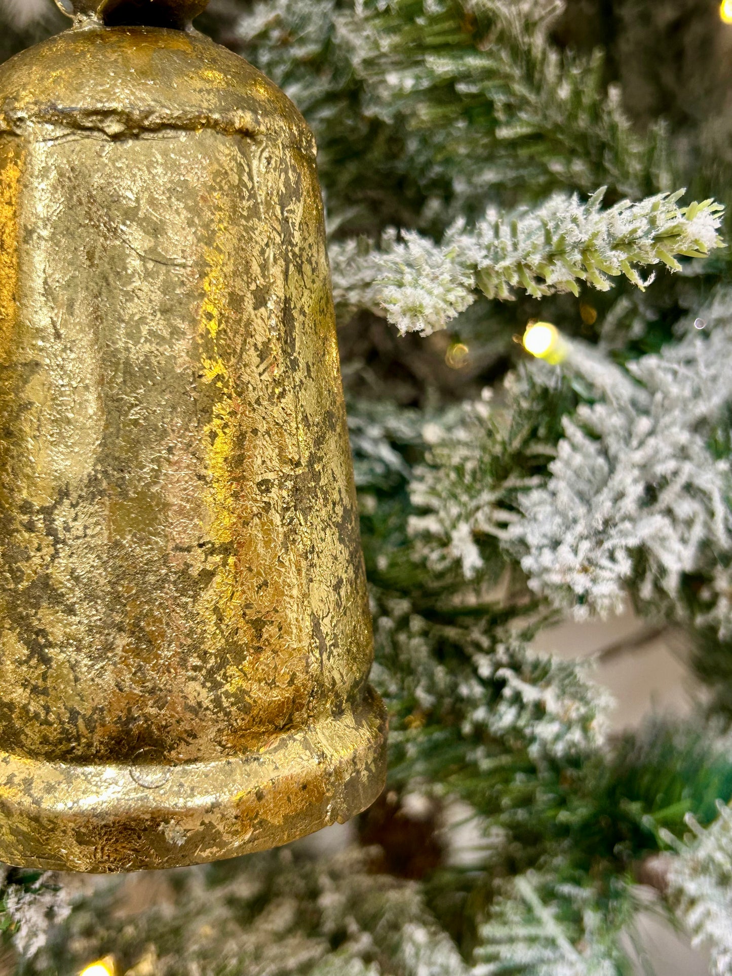 4.5 Inch Gold Antique Metal Bell Ornament