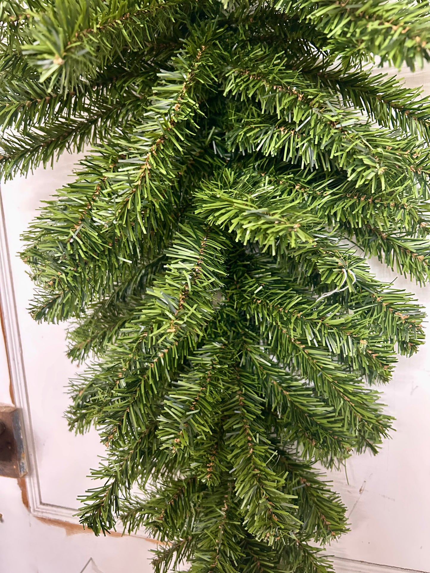 32 Inch Canadian Pine Teardrop