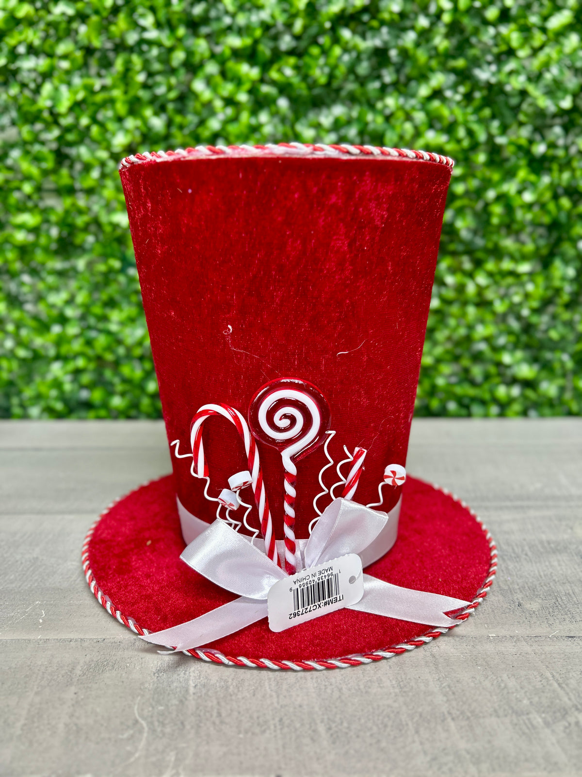 8 Inch Peppermint Top Hat