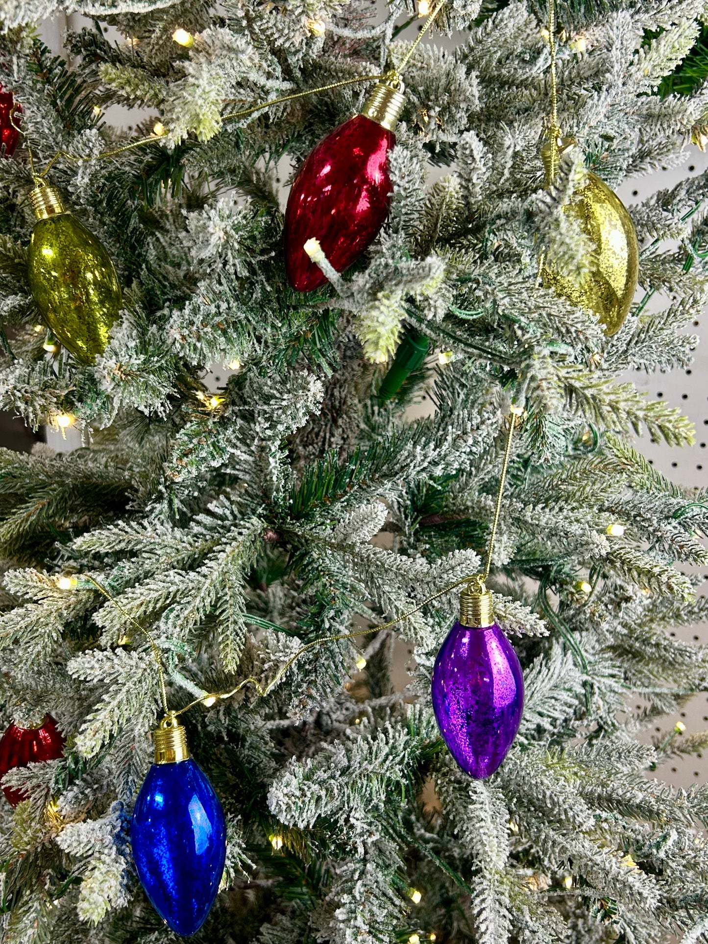 6 Foot Antique Look Large Light Bulb Garland