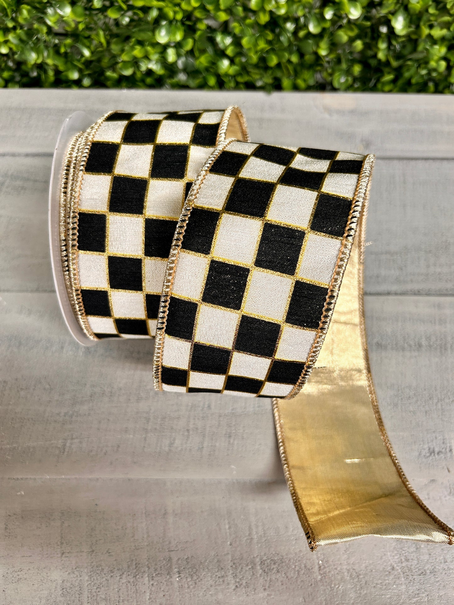 David Christopher 2.5 Inch By 10 Yard Classy Checks With Gold Backing Ribbon