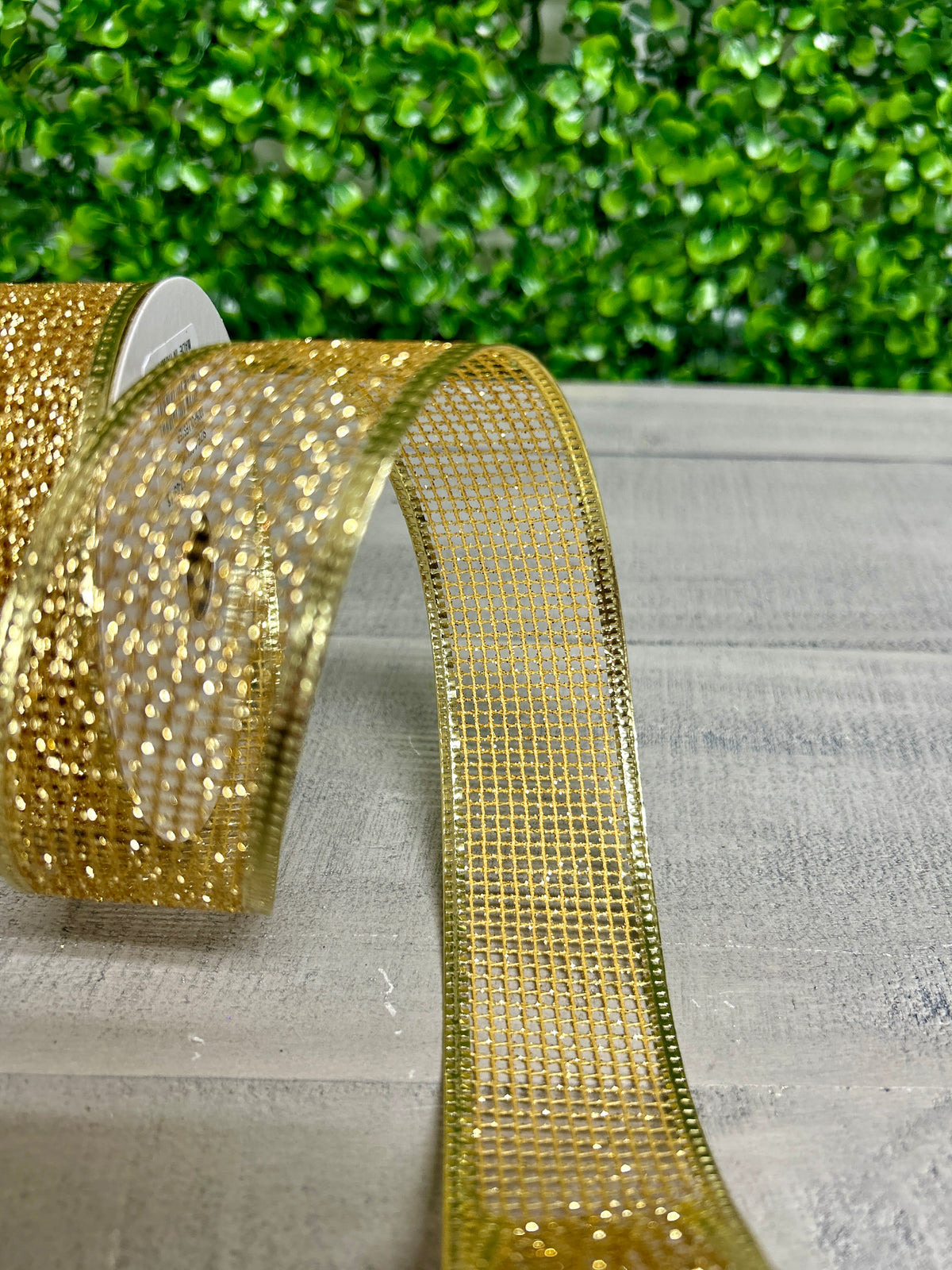 1.5 Inch By 10 Yard Gold Glitter Net With Metallic Edge Ribbon