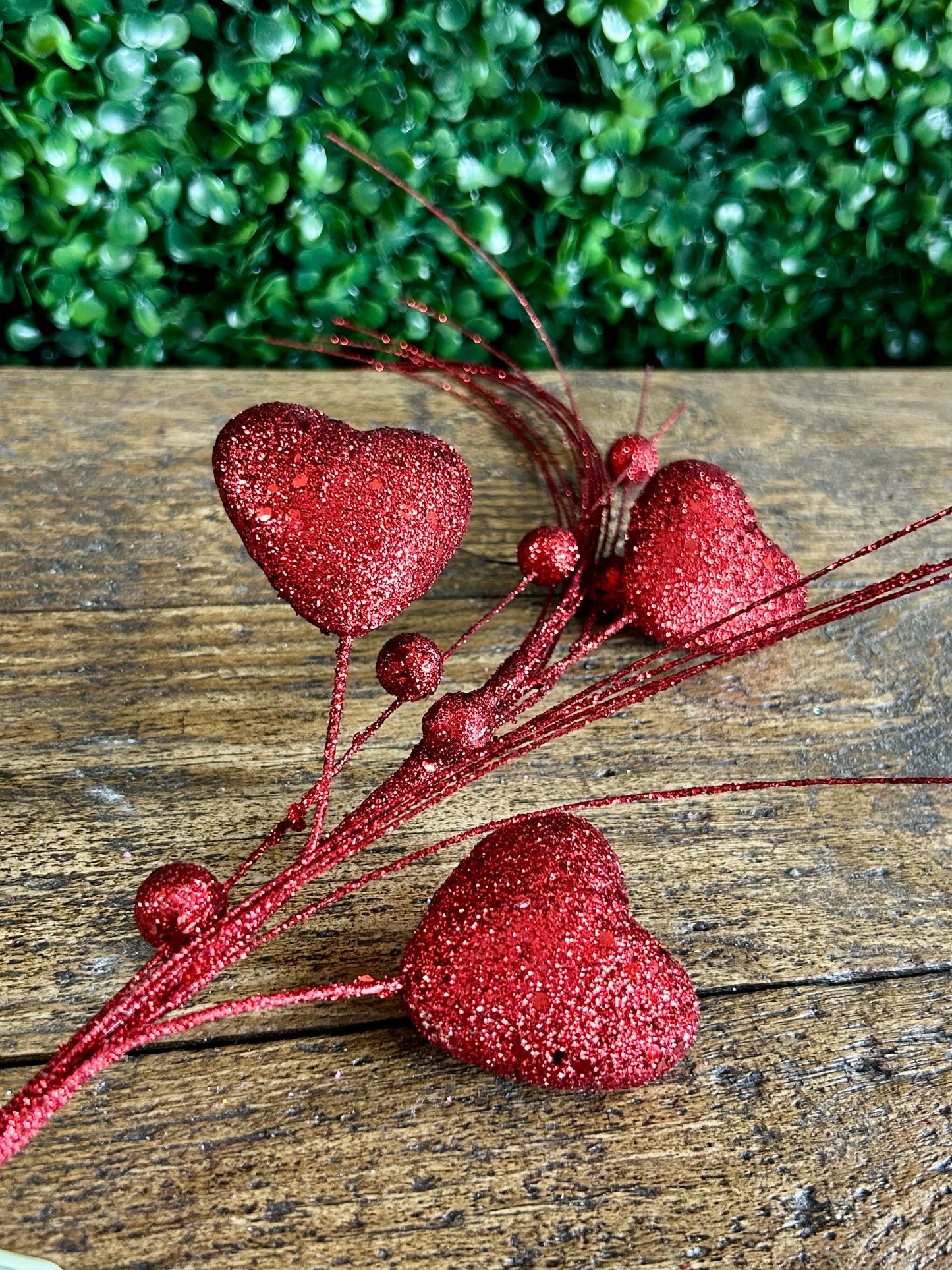 13 Inch Red Glitter Heart Spray